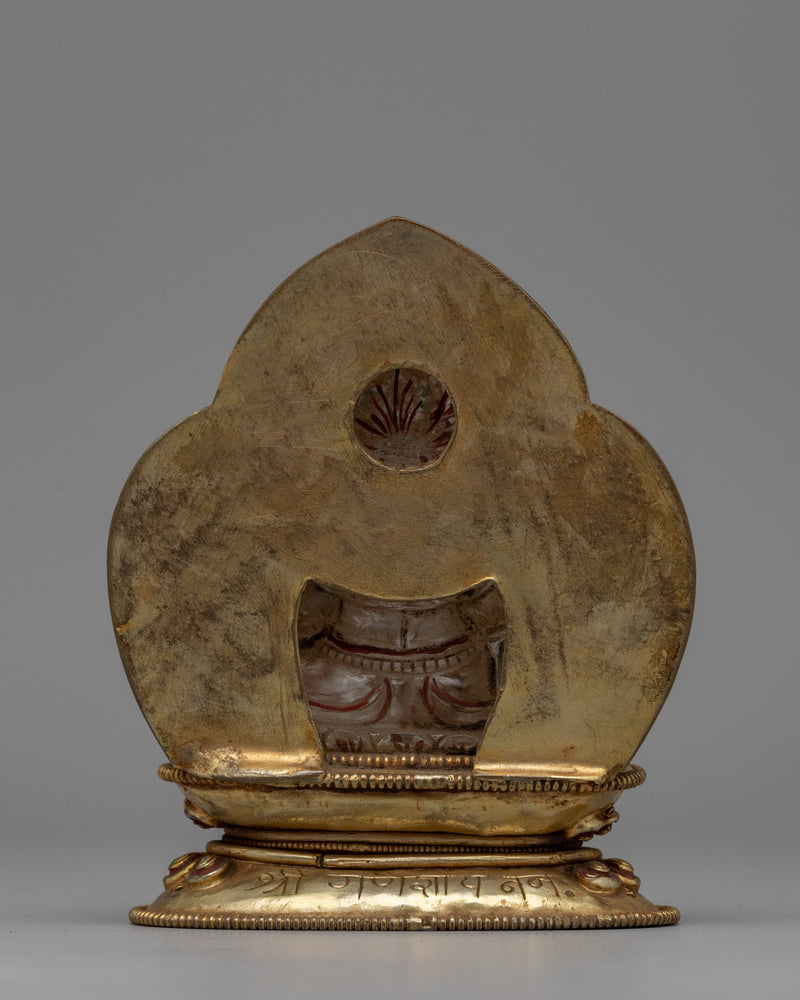 Crystal Ganesha Statue with Throne | Reflecting the Benevolent and Auspicious Presence of Lord Ganesha