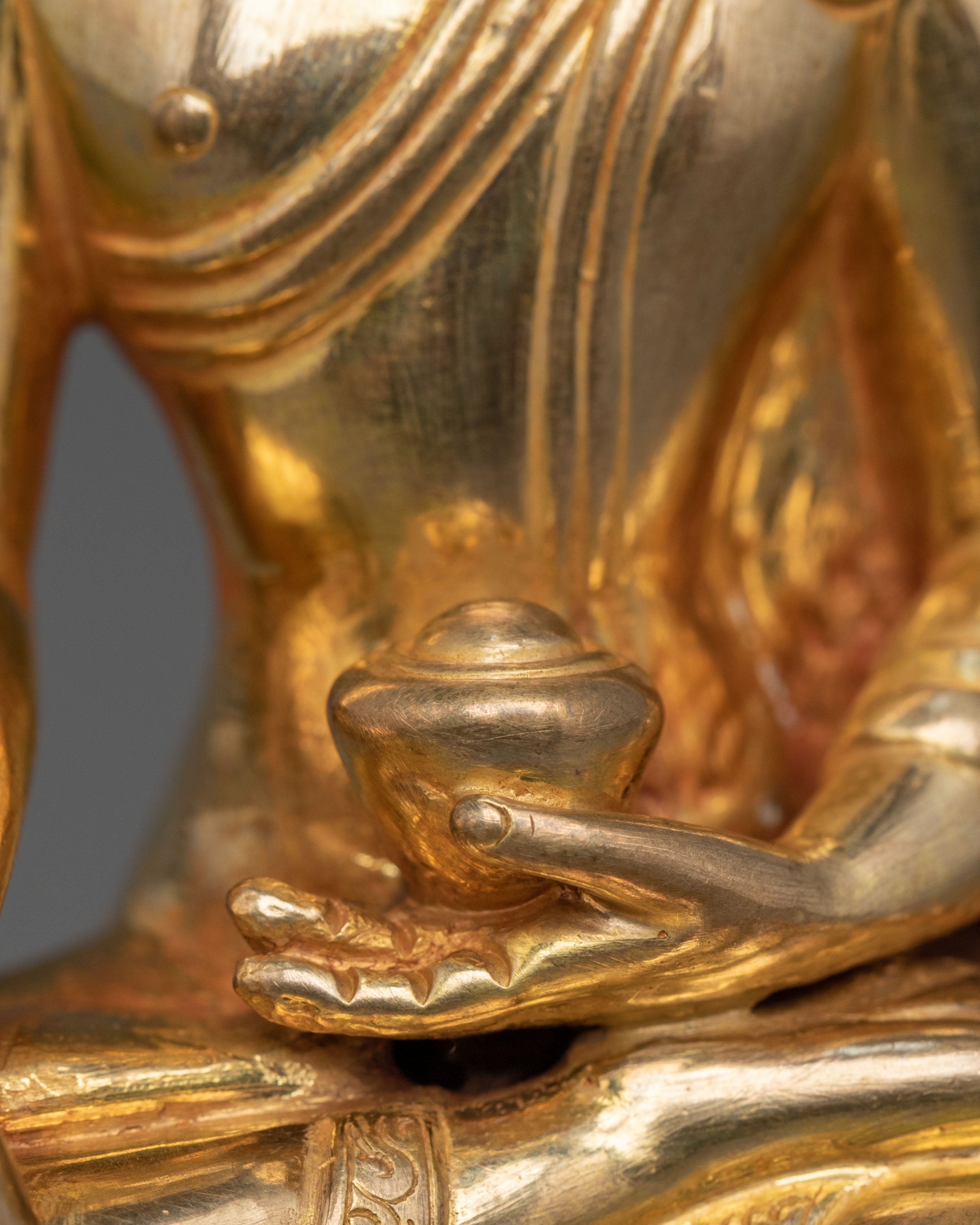 Hand-Carved Shakyamuni Buddha Figurine | Symbol of Enlightenment