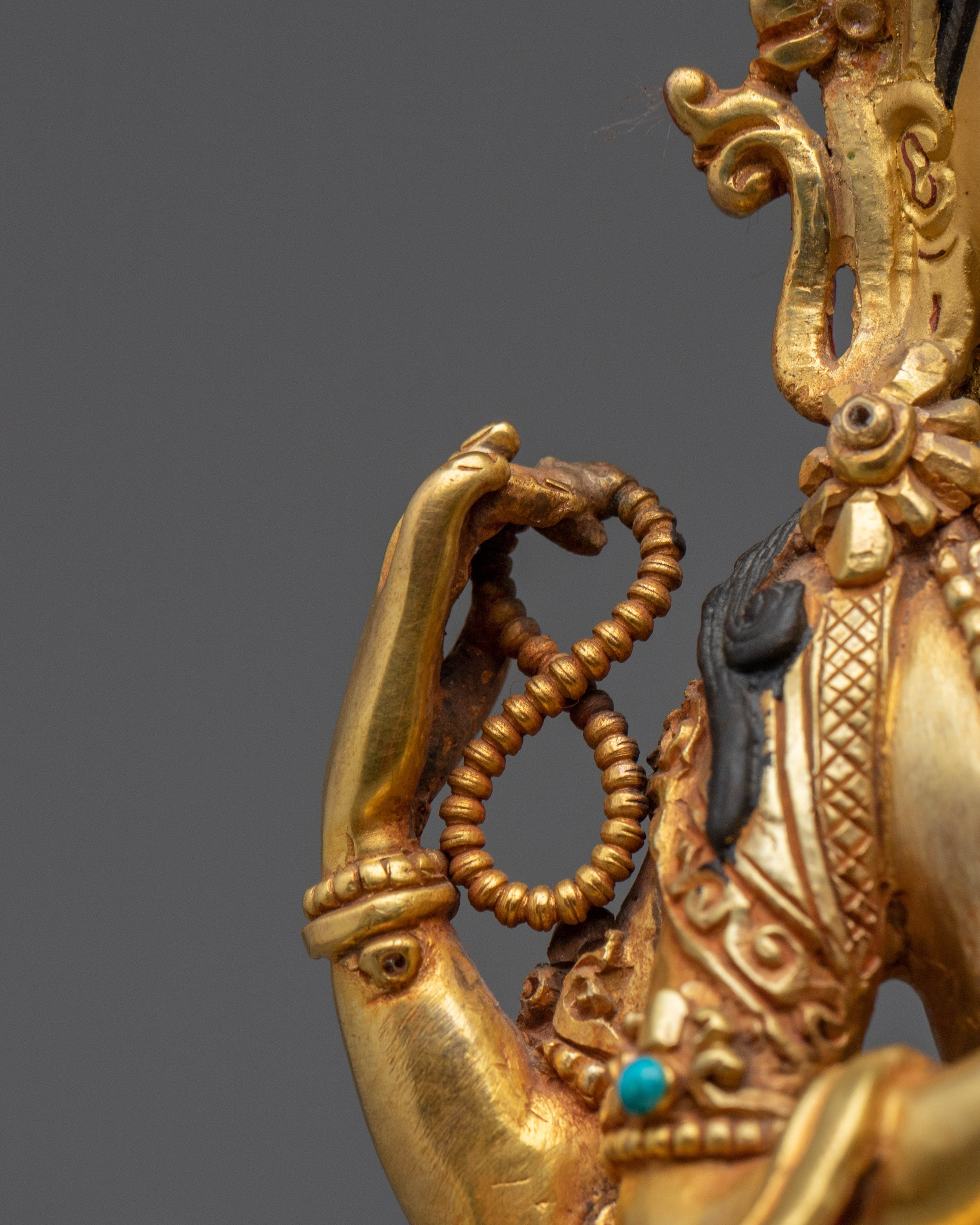 Chenrezig with Throne Statue | Bodhisattva of Compassion