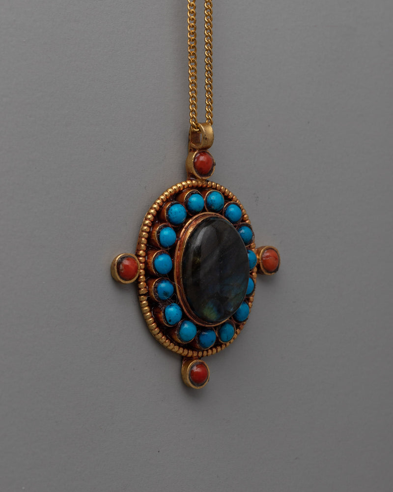 Copper Pendant Jewelry | Beautifully Crafted with Attention to Detail