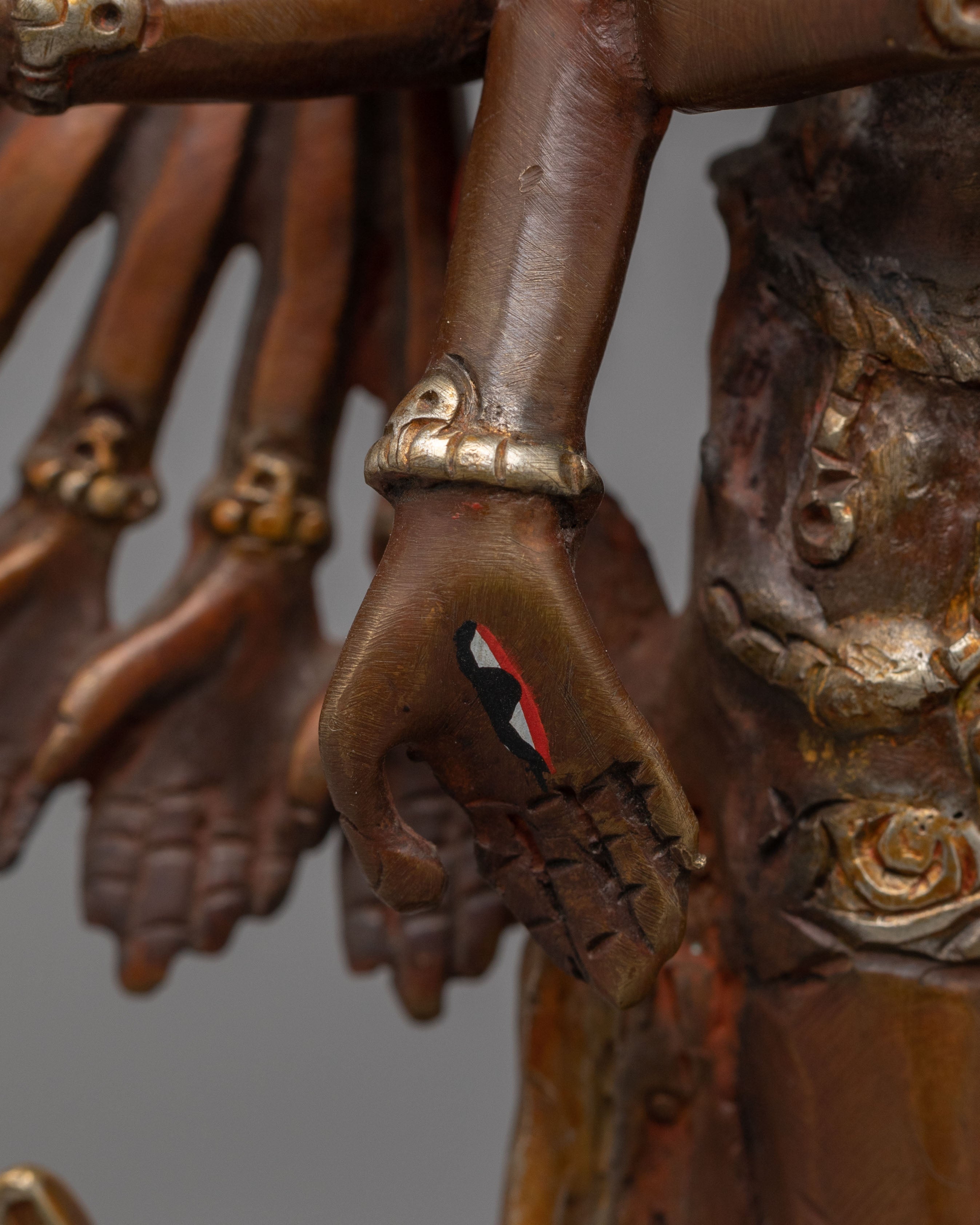 Himalayan 1000-Armed Chenrezig Sculpture | Symbol of Infinite Compassion