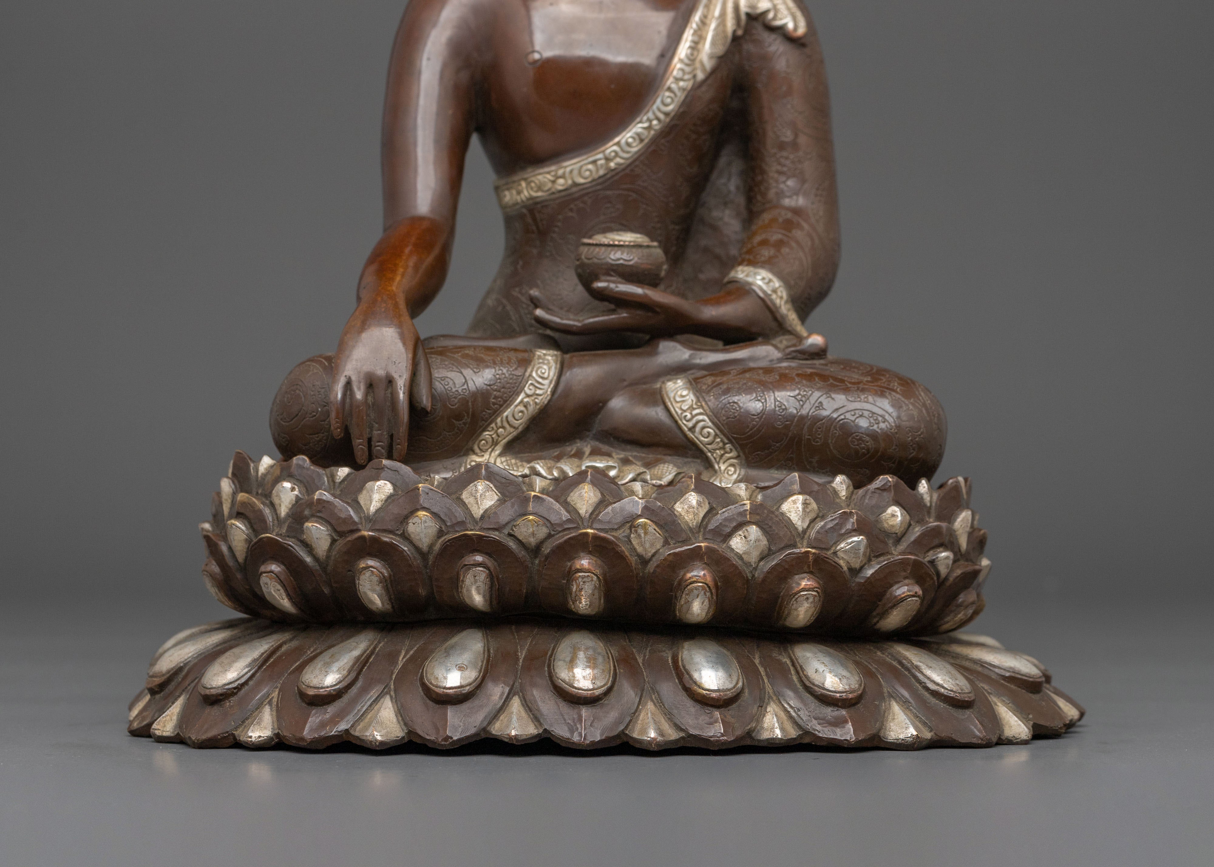 Shakyamuni Buddha Majestic Sculpture | Buddha of Enlightenment and Wisdom