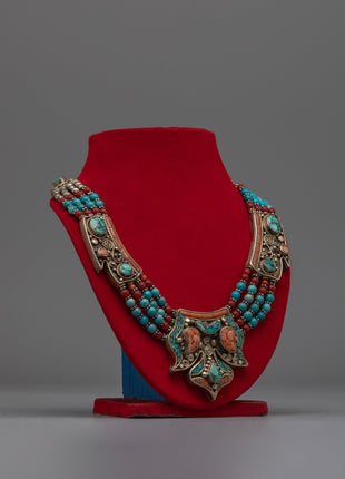 Turquoise White Stone Necklace |  Elegant and Versatile Necklace for Any Occasion