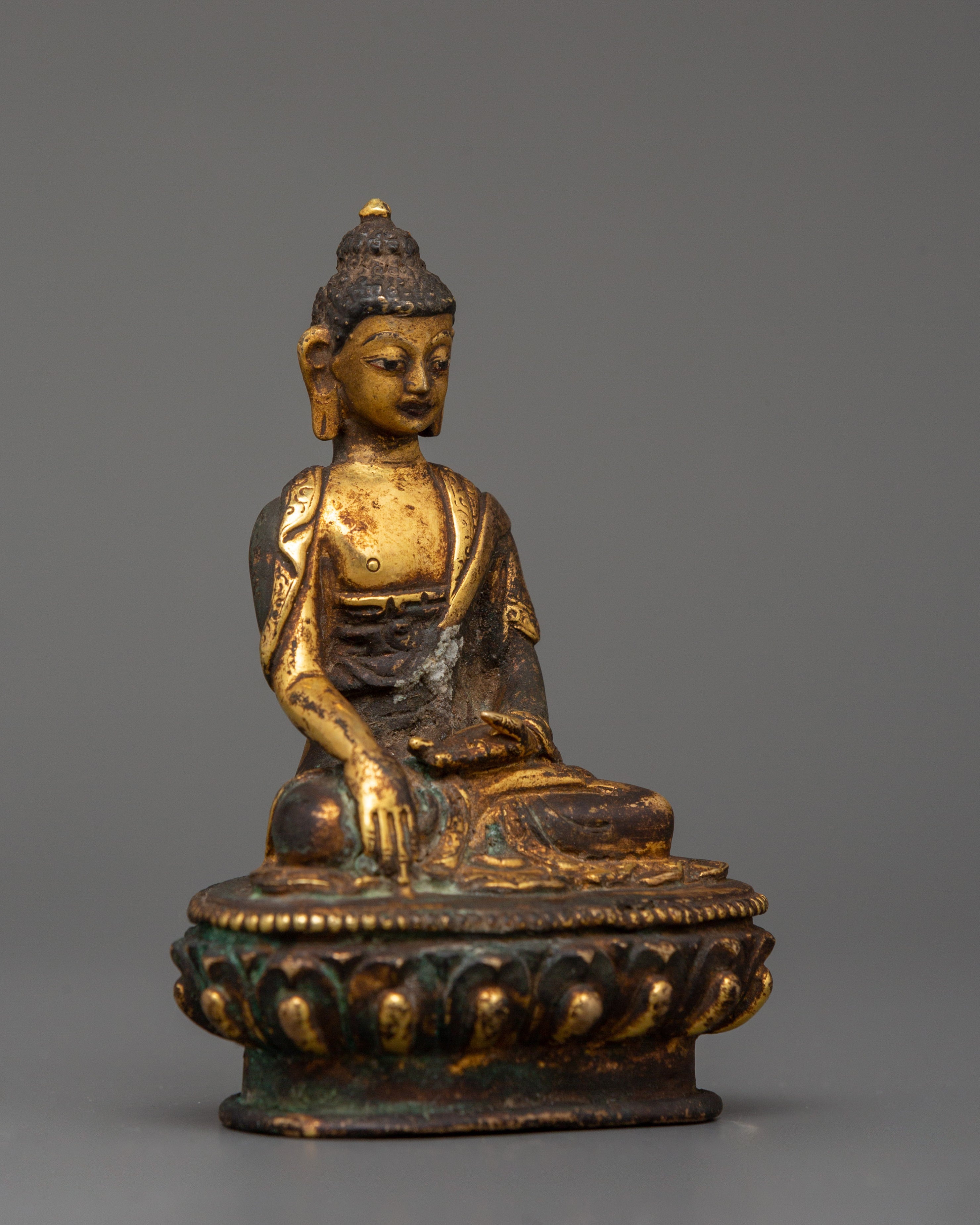 Traditionally HandCrafted Shakyamuni Buddha Statue | Antique Copper Statue