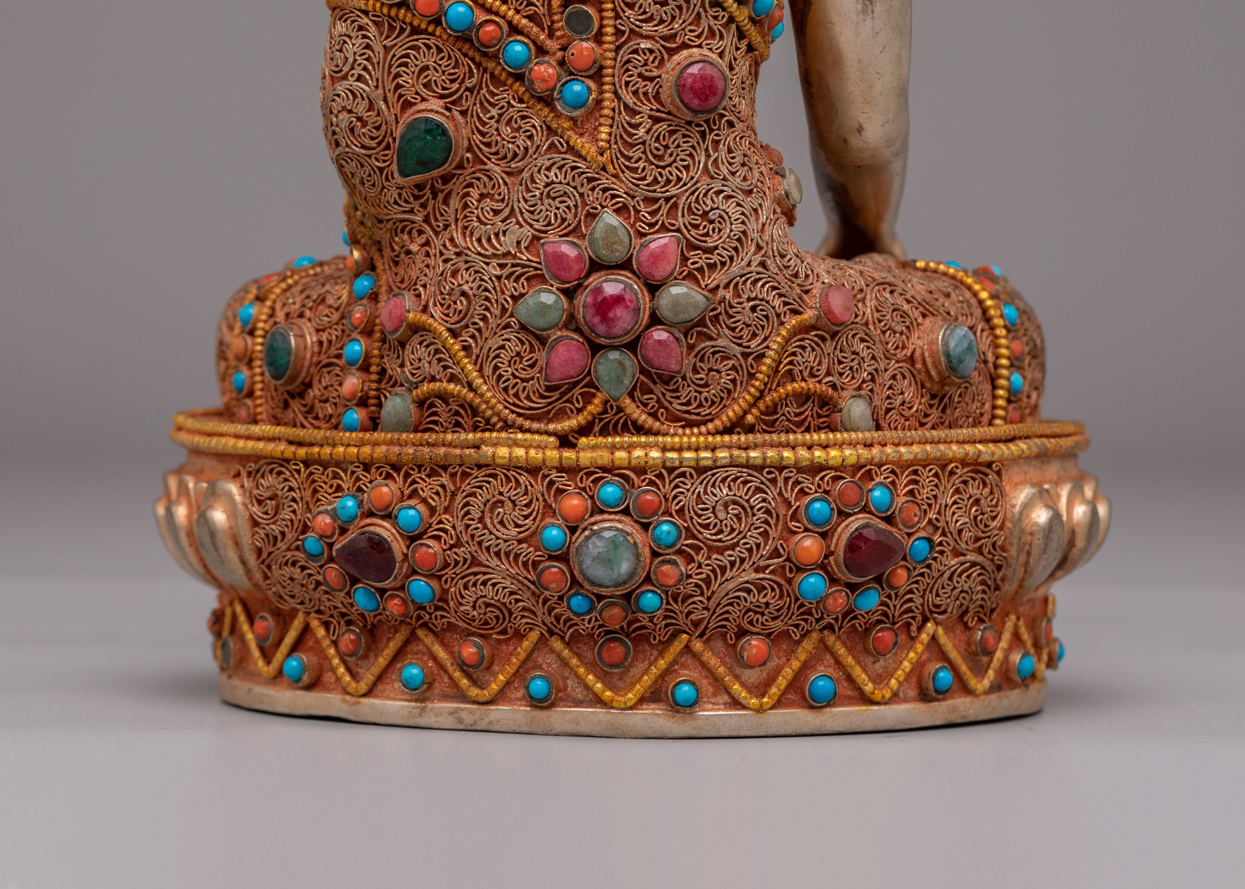 Handcrafted Shakyamuni Buddha Figurine | A Sacred Symbol of Enlightenment