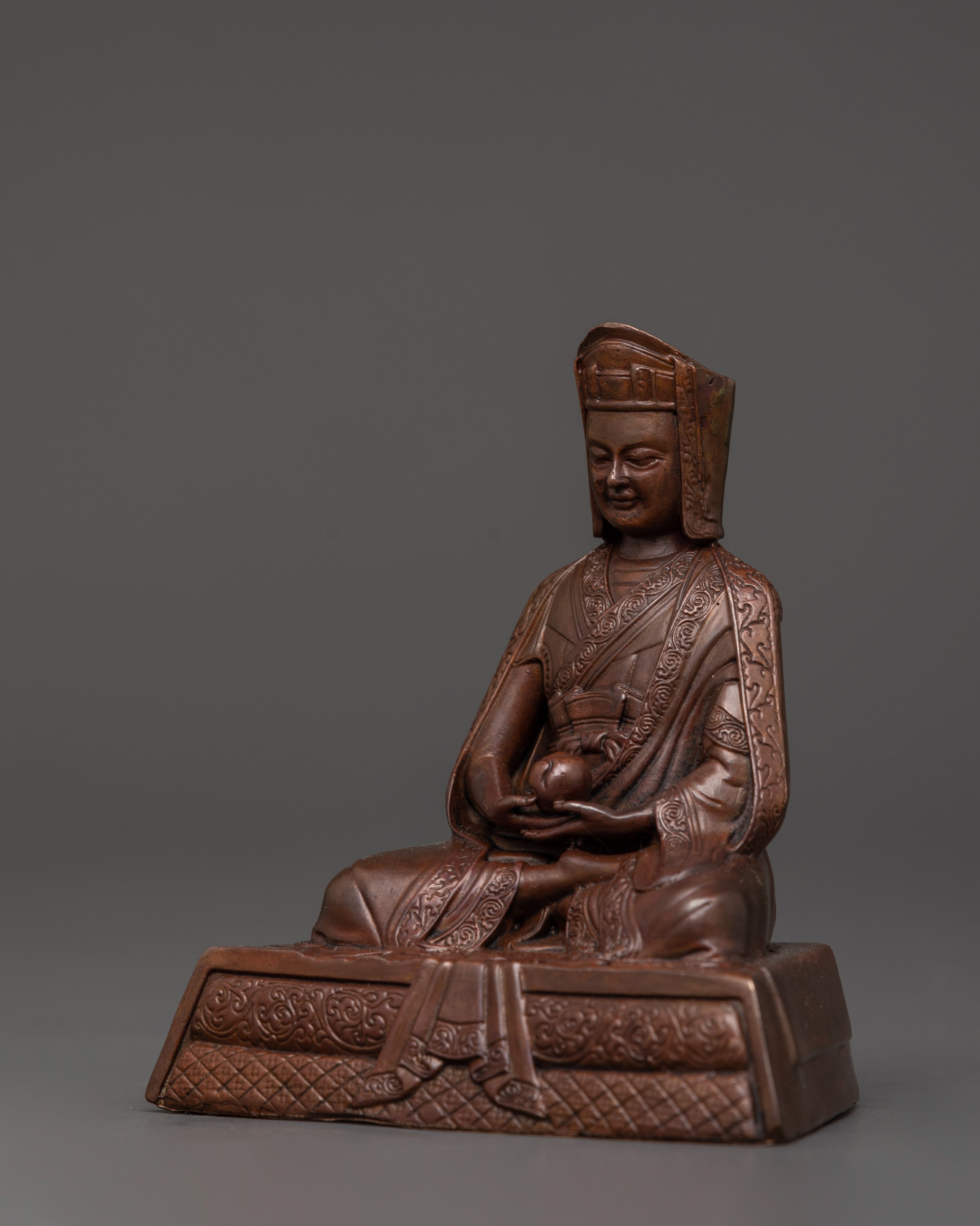 Tibetan Buddhist Master Gampopa Statue | Kagyu Lineage Founder
