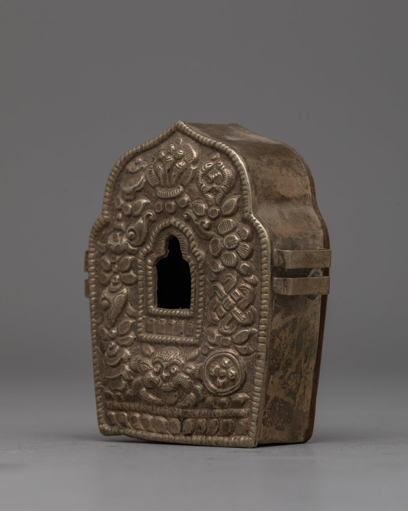 Tibetan Handcrafted Ghau Box | Sacred Buddhist Amulet Holder