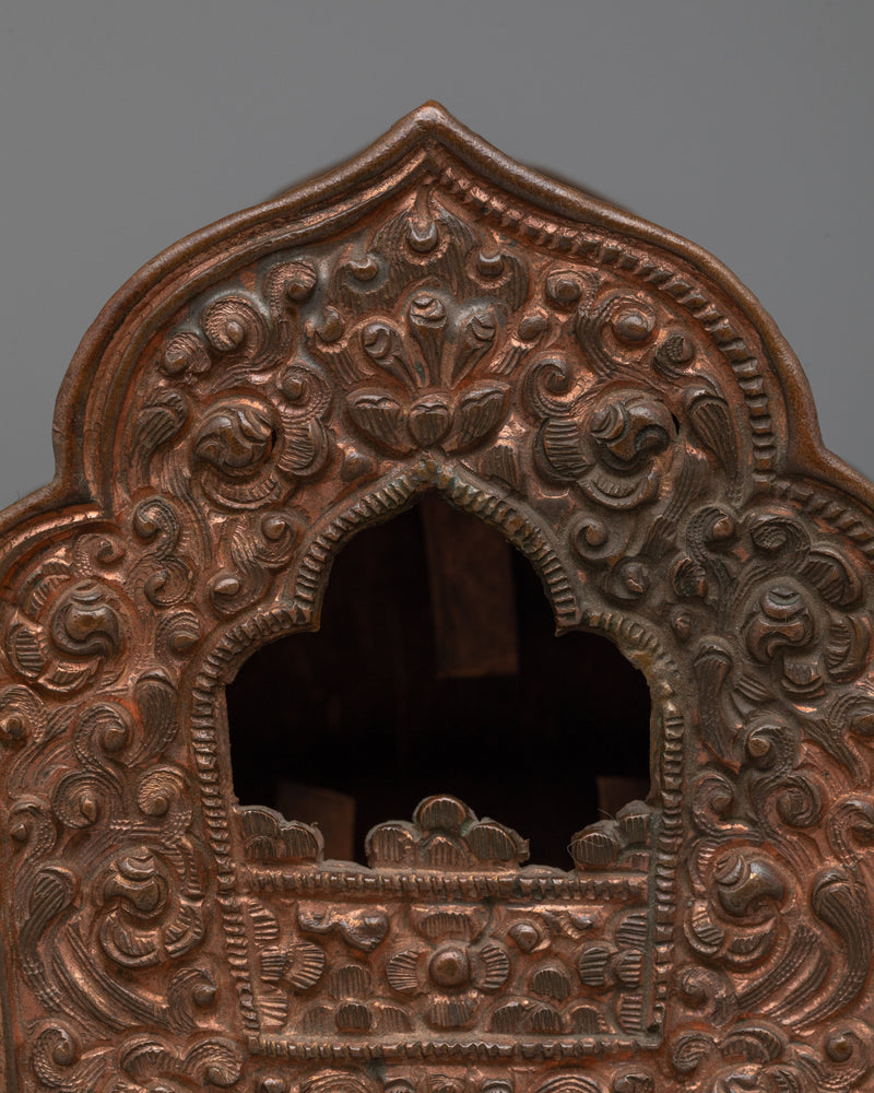 Tibetan Buddhist Ghau Box | Sacred Buddhist Amulet Holder