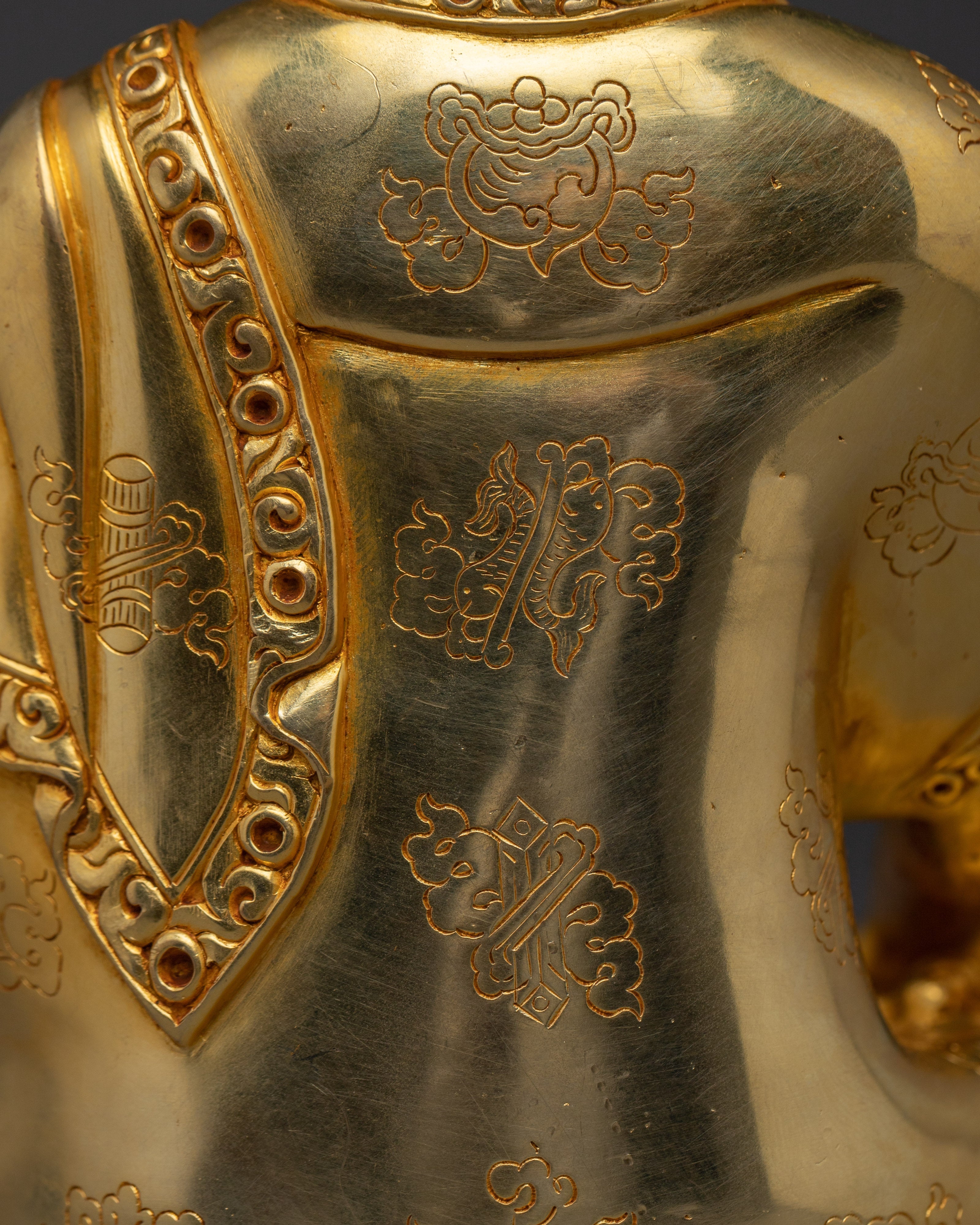 Enlightened Shakyamuni Buddha Golden Statue | The Sage of Shakyas