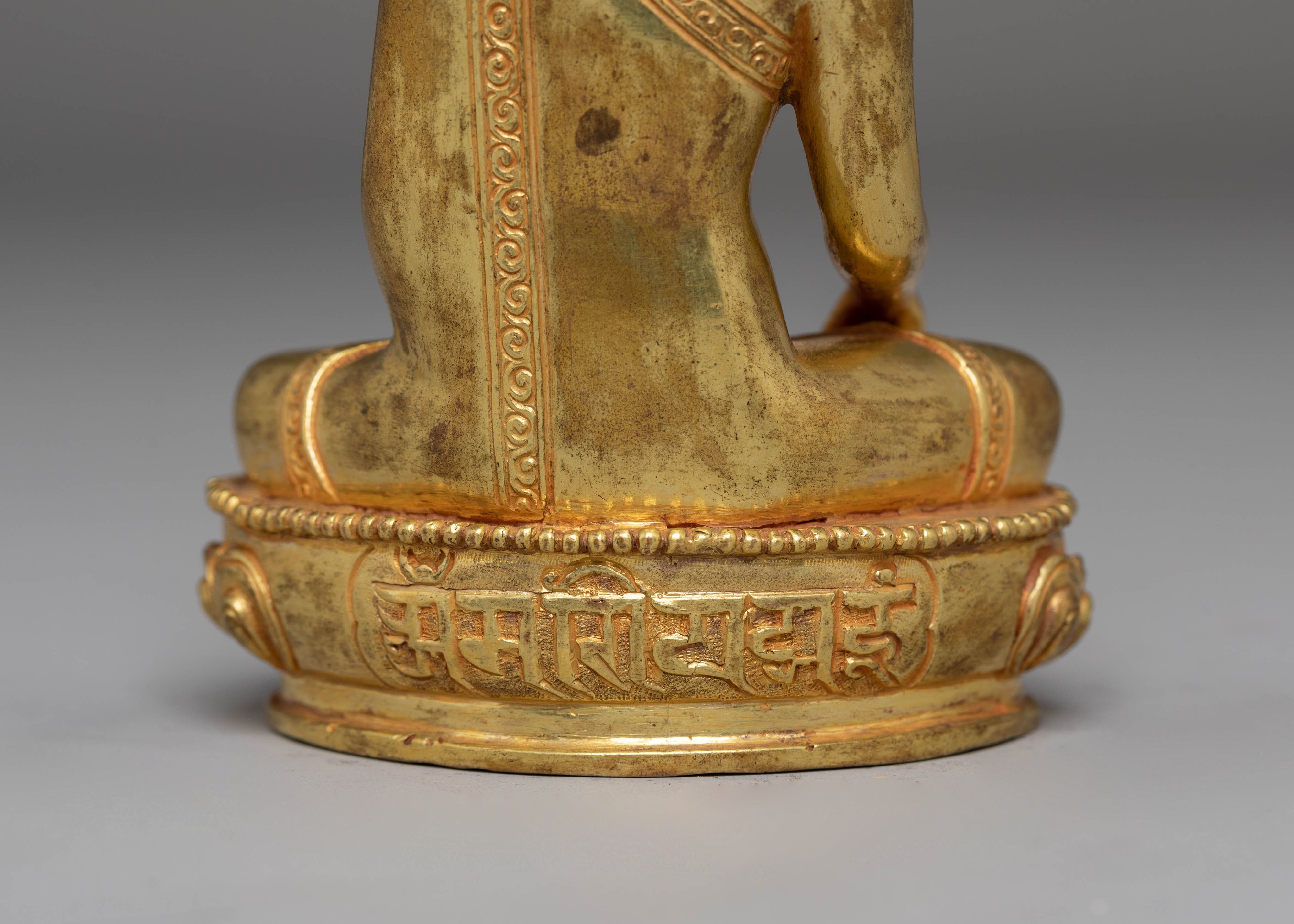 Gold Plated Statue of Shakyamuni Buddha | Gautama Buddha Artwork