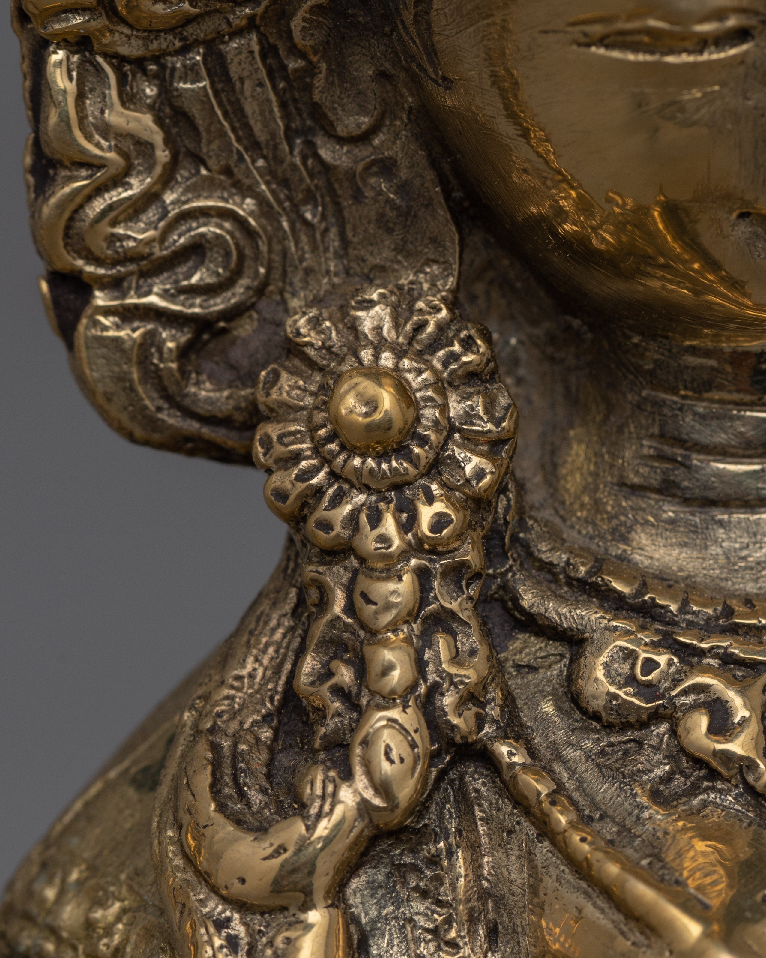 Goddess Saraswati Statue in Brass | Hindu Goddess of Knowledge