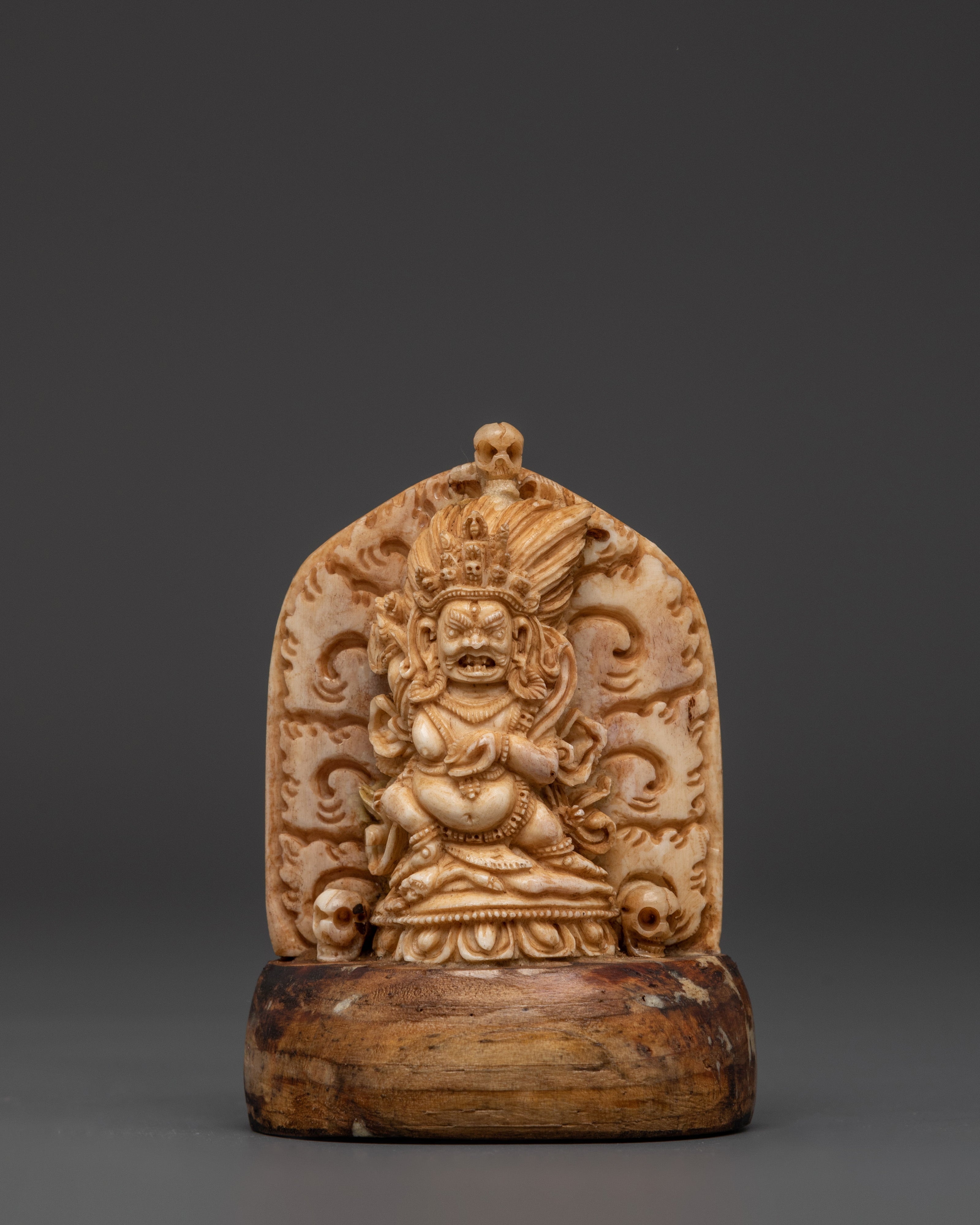mahakala-tibetan-statue