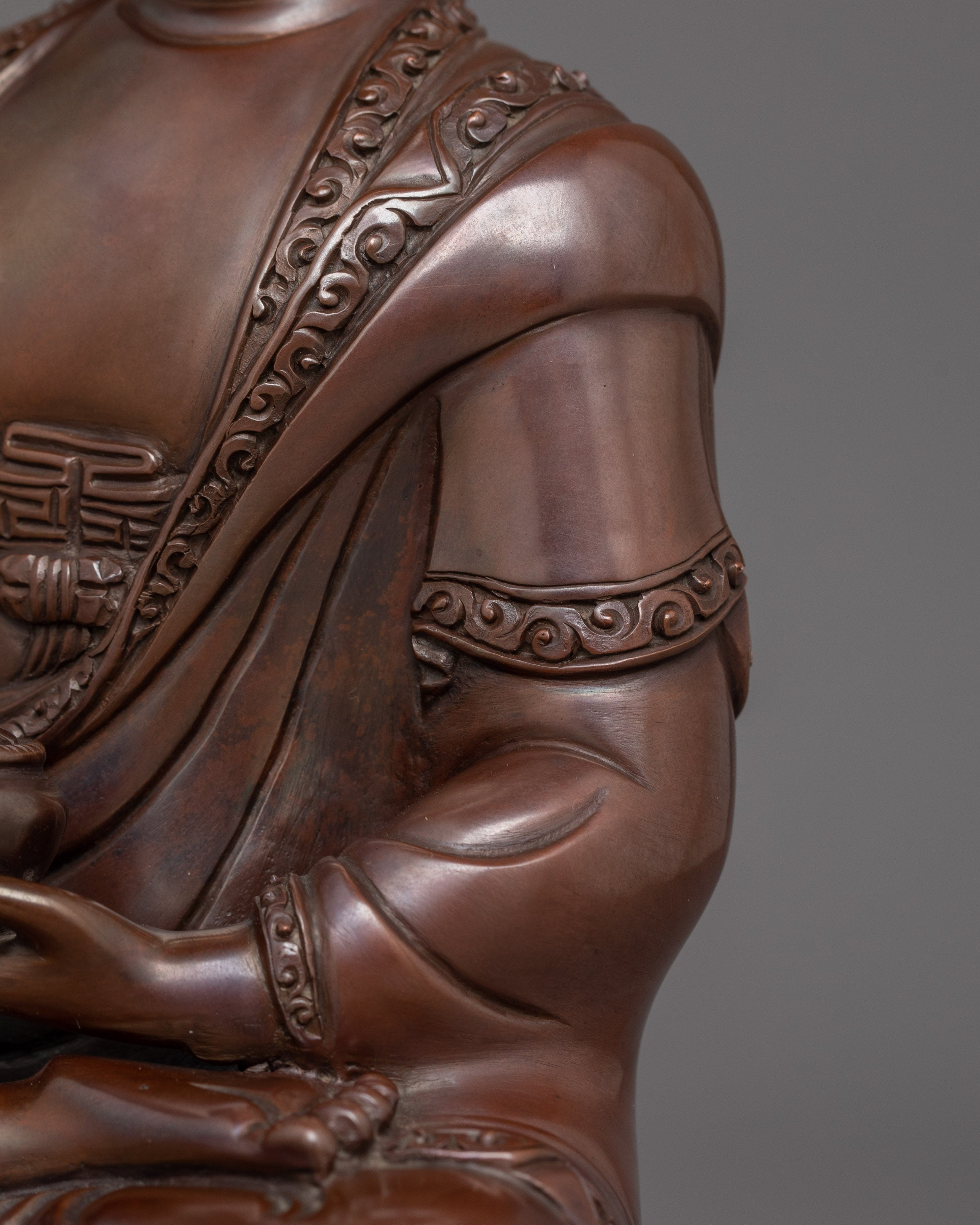 Enlightened Buddha Shakyamuni Statue for Meditation | Symbol of Serenity