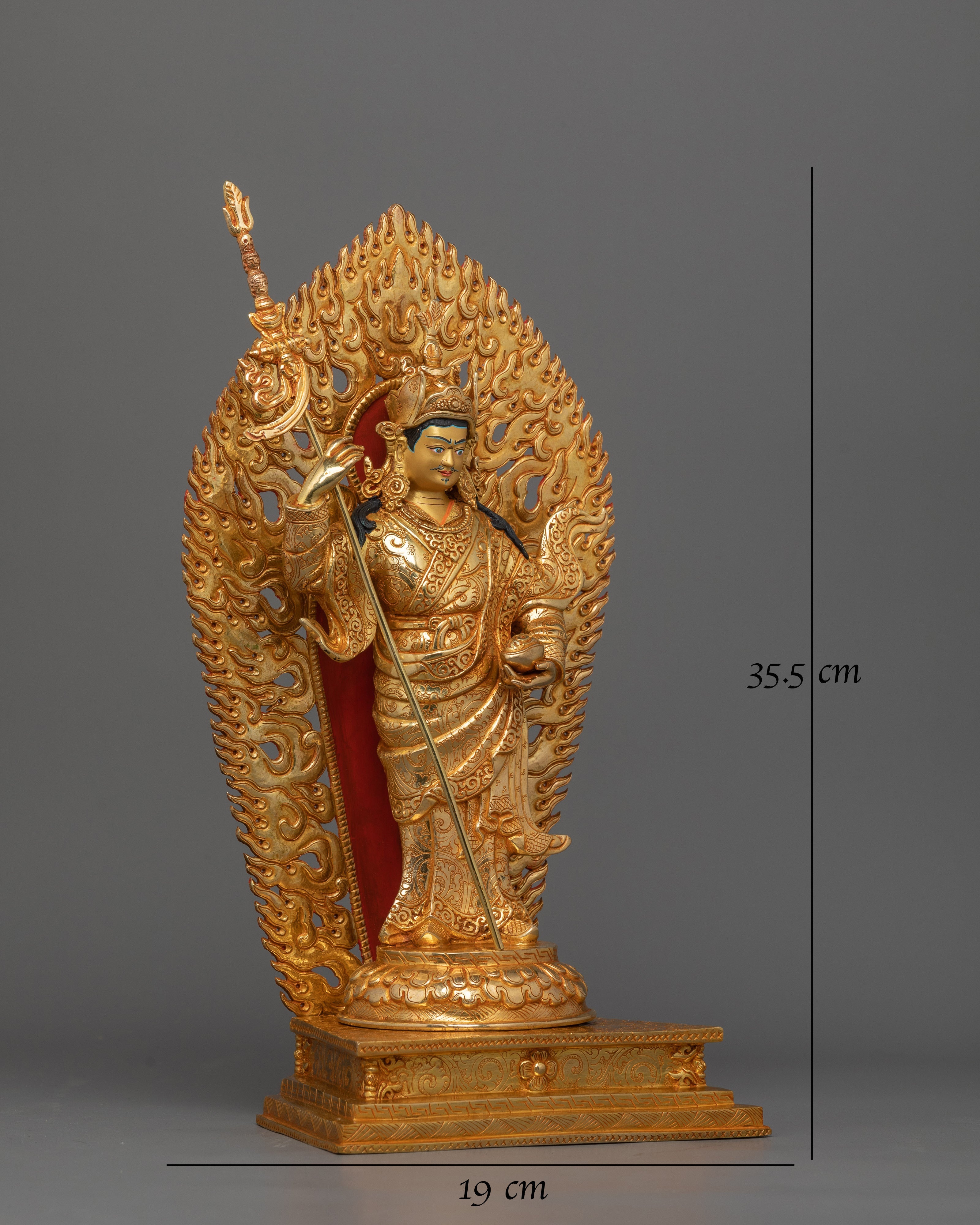 sculpture-of-standing-guru-rinpoche