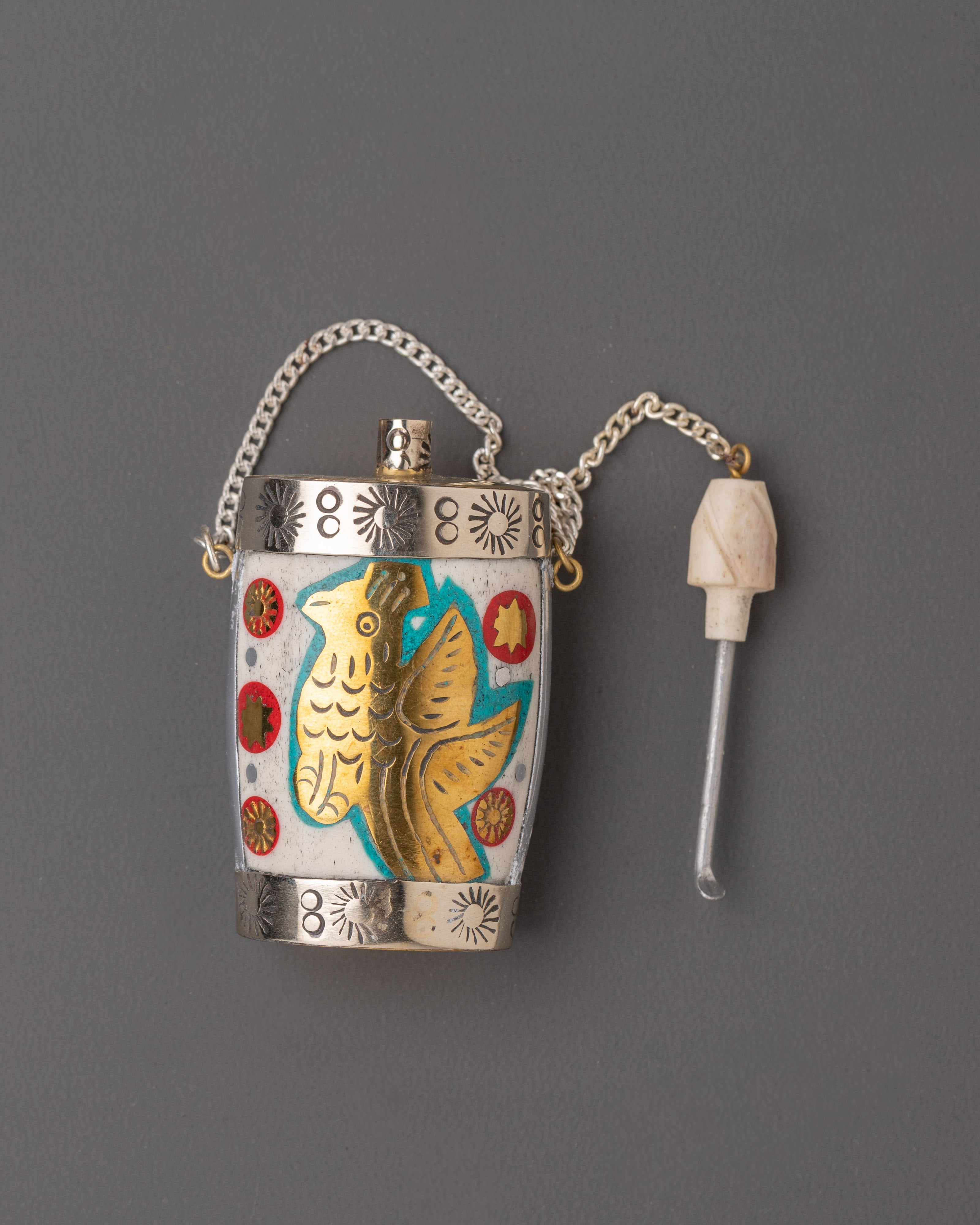 Unique Tibetan Snuff Bottle | Exquisite Bird Motif Symbolizing Peace and Wisdom