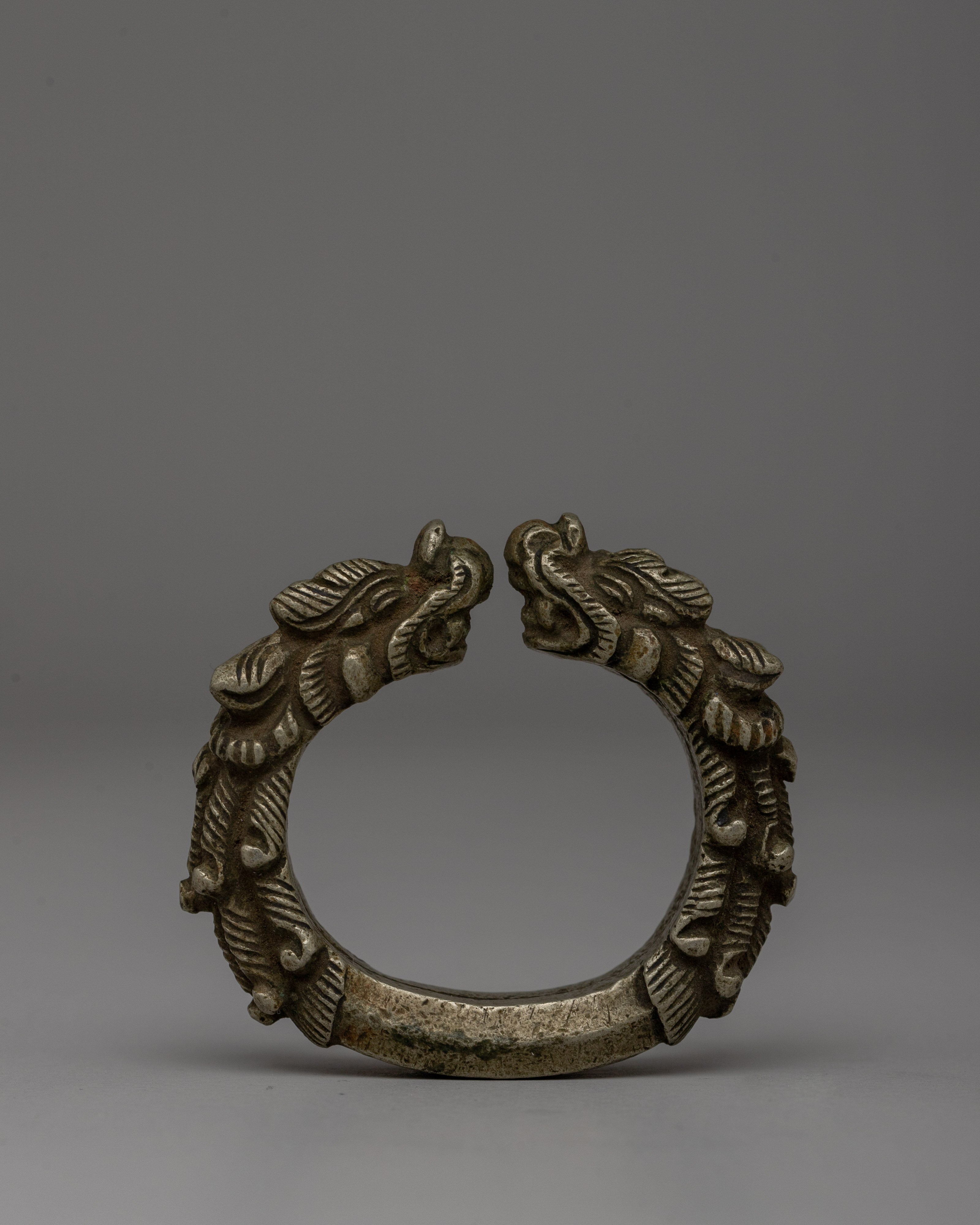 White Metal Dragon Head Bracelet | Perfect Daily Use and Occasionally