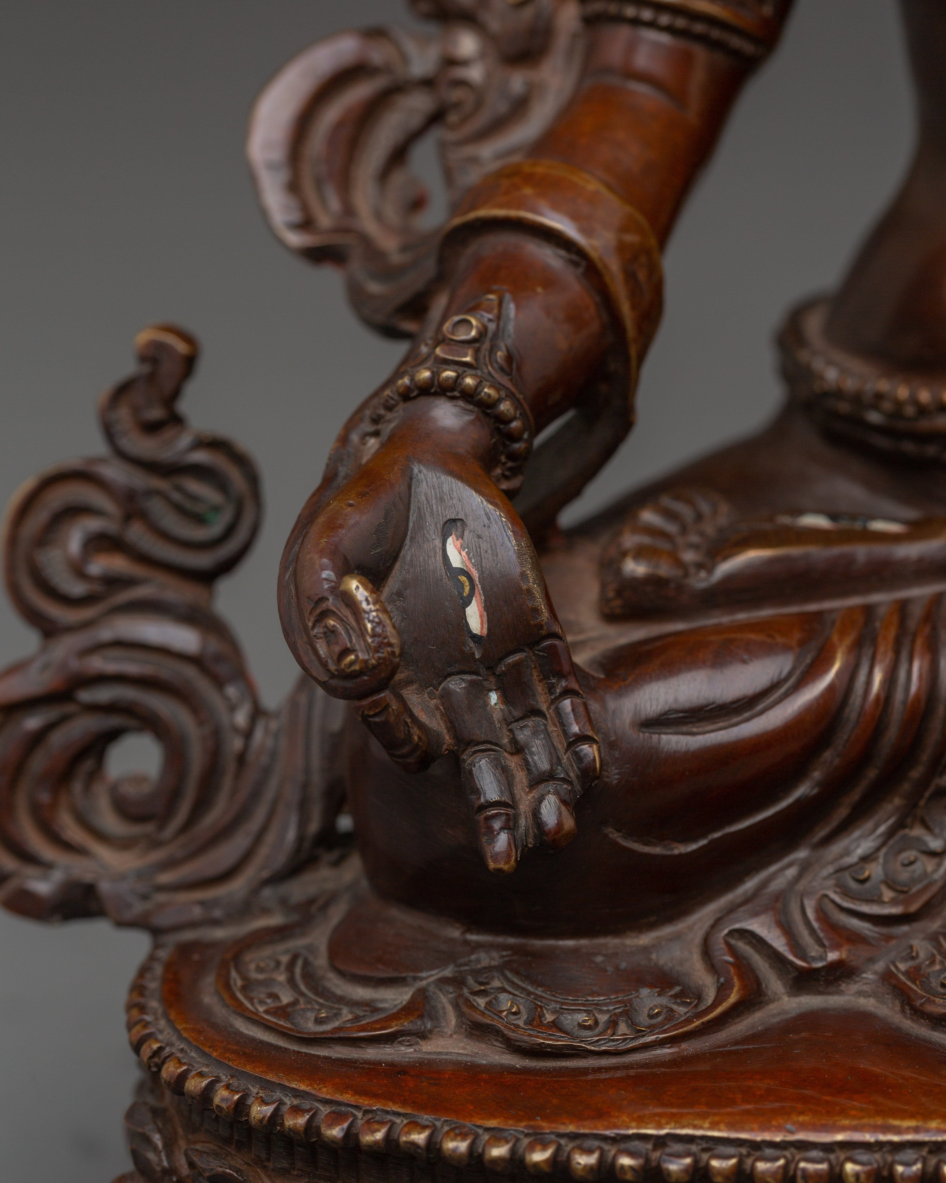 Himalayan Sitatara Altar Decor Statue | Buddhist Sculpture for Meditation