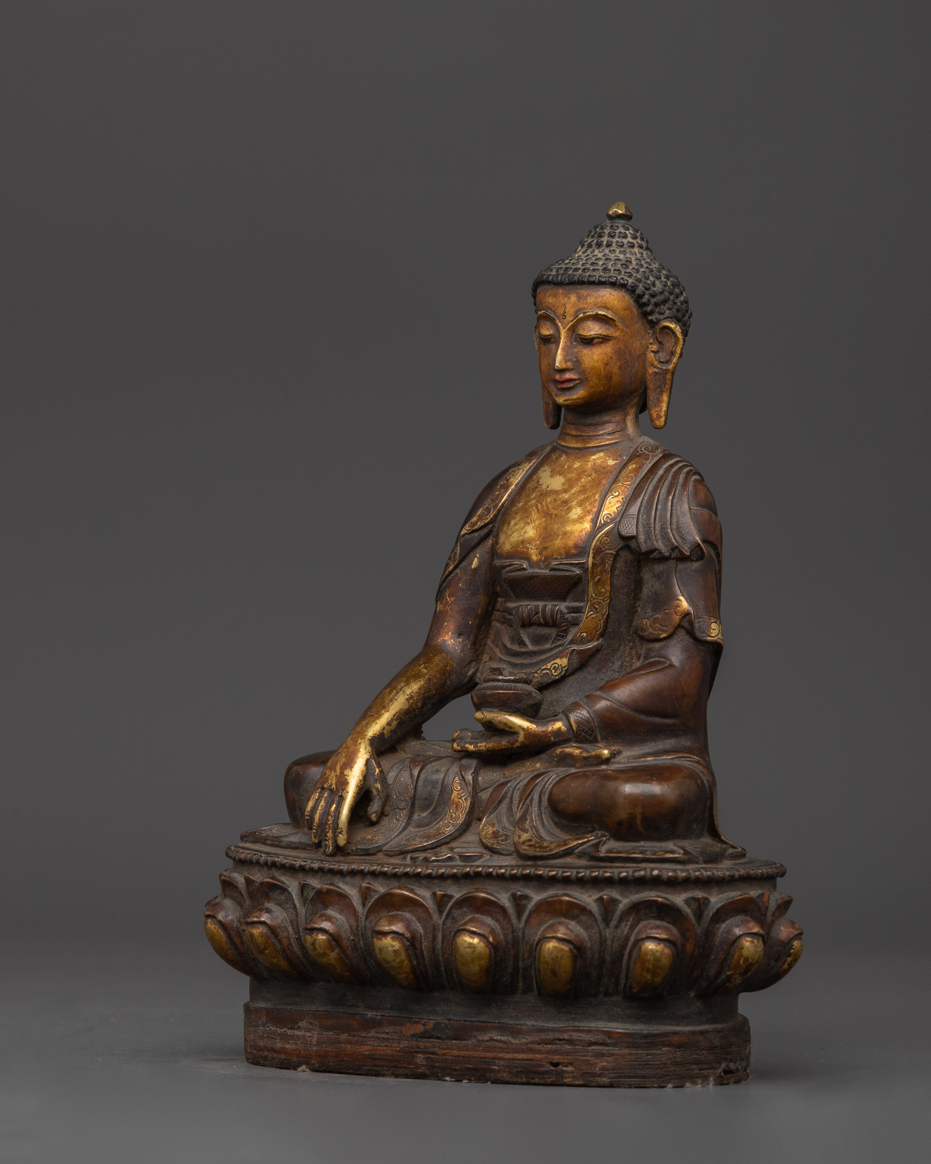 Handcrafted Shakyamuni Buddha Statue | Founder of the Buddhism