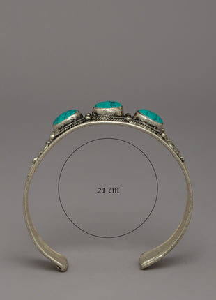 Stylish Himalayan Bracelet | Perfect Blend of Beauty and Buddhist Symbolism