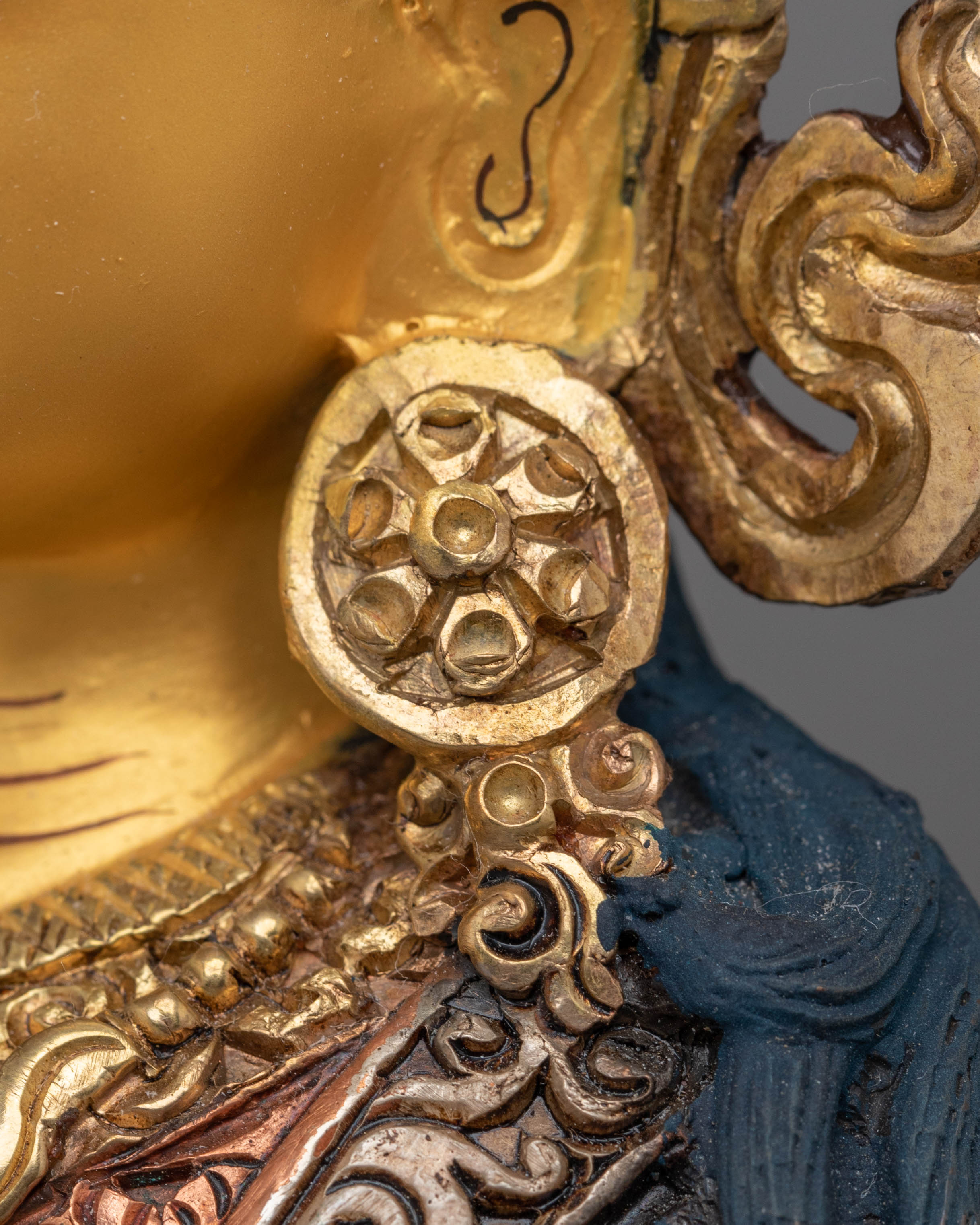 Guru Rinpoche Copper Handmade Sculpture | Tibetan Guru Rinpoche Statue