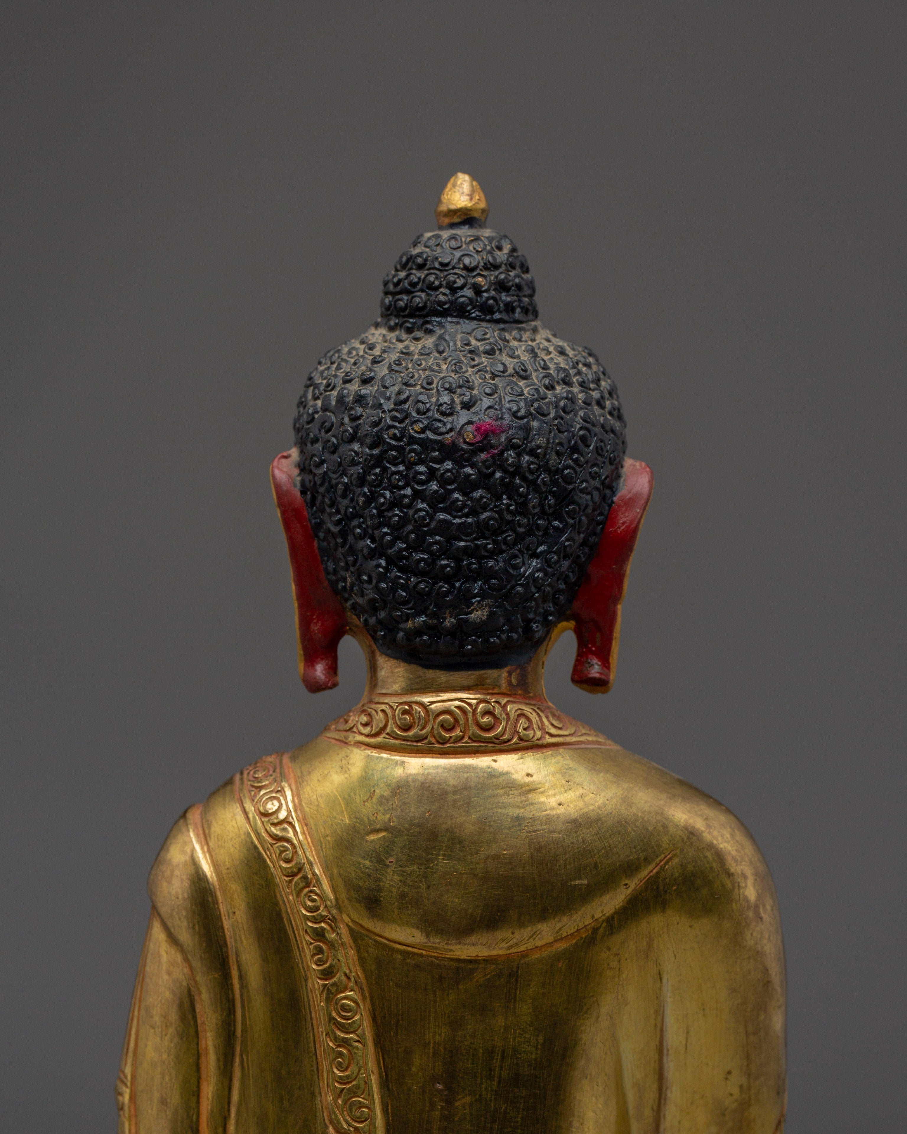 Traditional Shakyamuni Buddha | A Symbol of Enlightenment and Peace