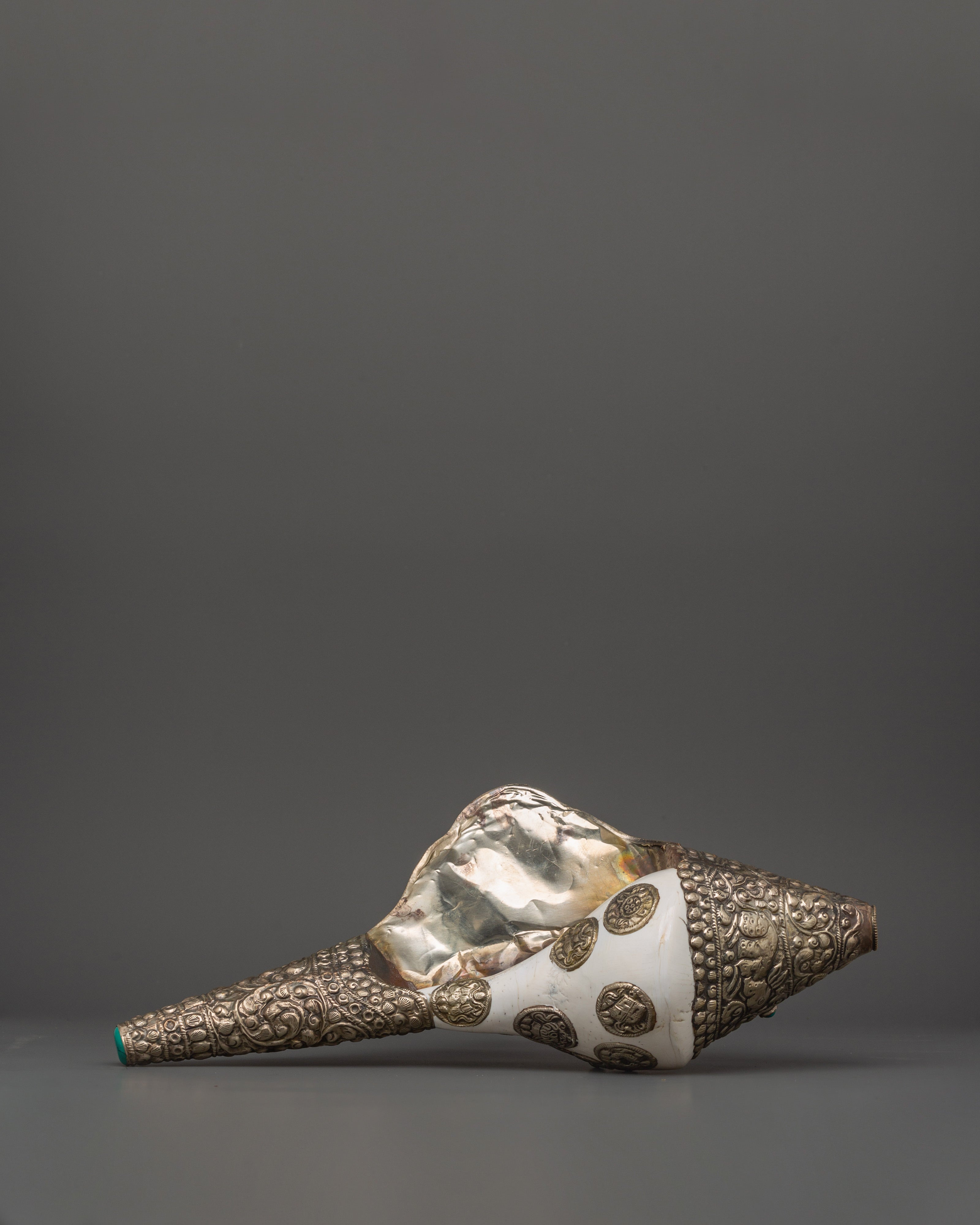 Tibetan Conch for Rituals | Sacred Offering Tool