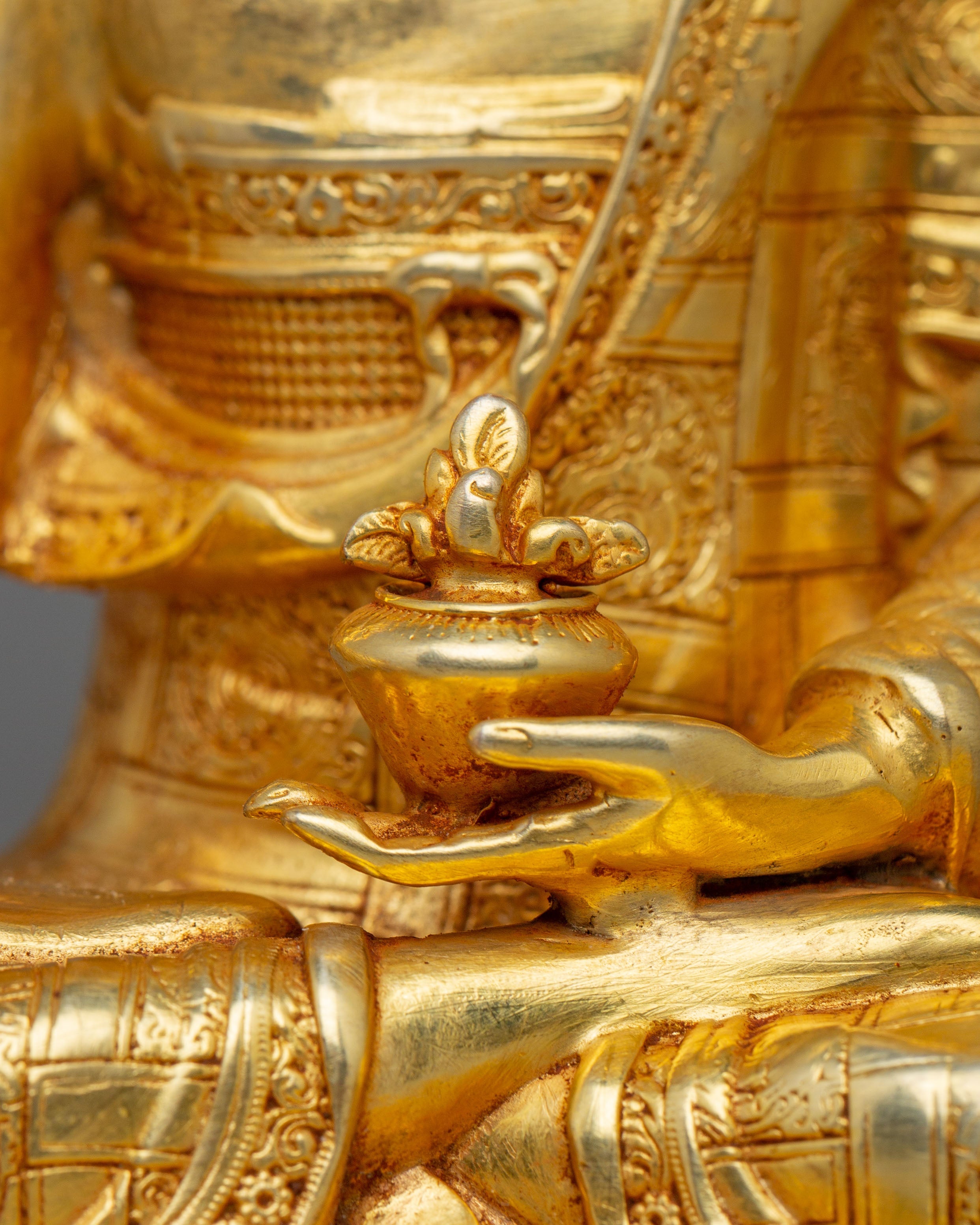 Medicine Buddha Statue with Healing Power | Tibetan Healing Deity