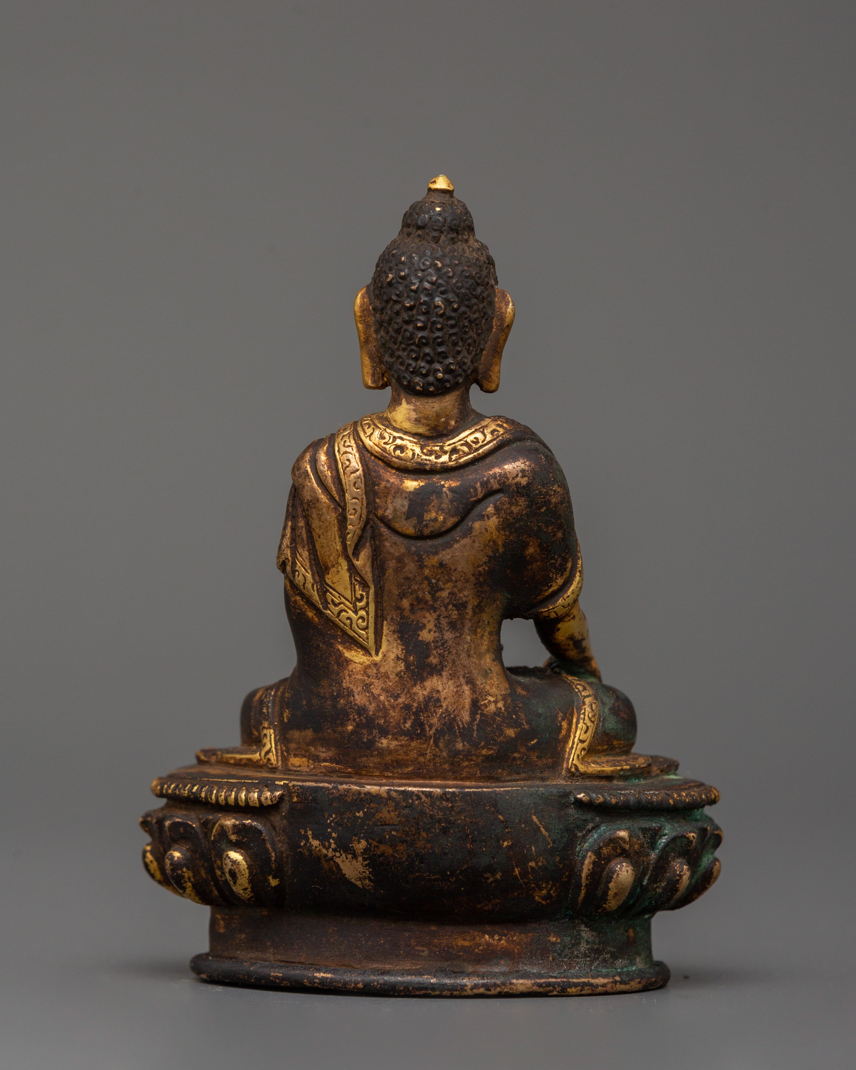 Traditionally HandCrafted Shakyamuni Buddha Statue | Antique Copper Statue