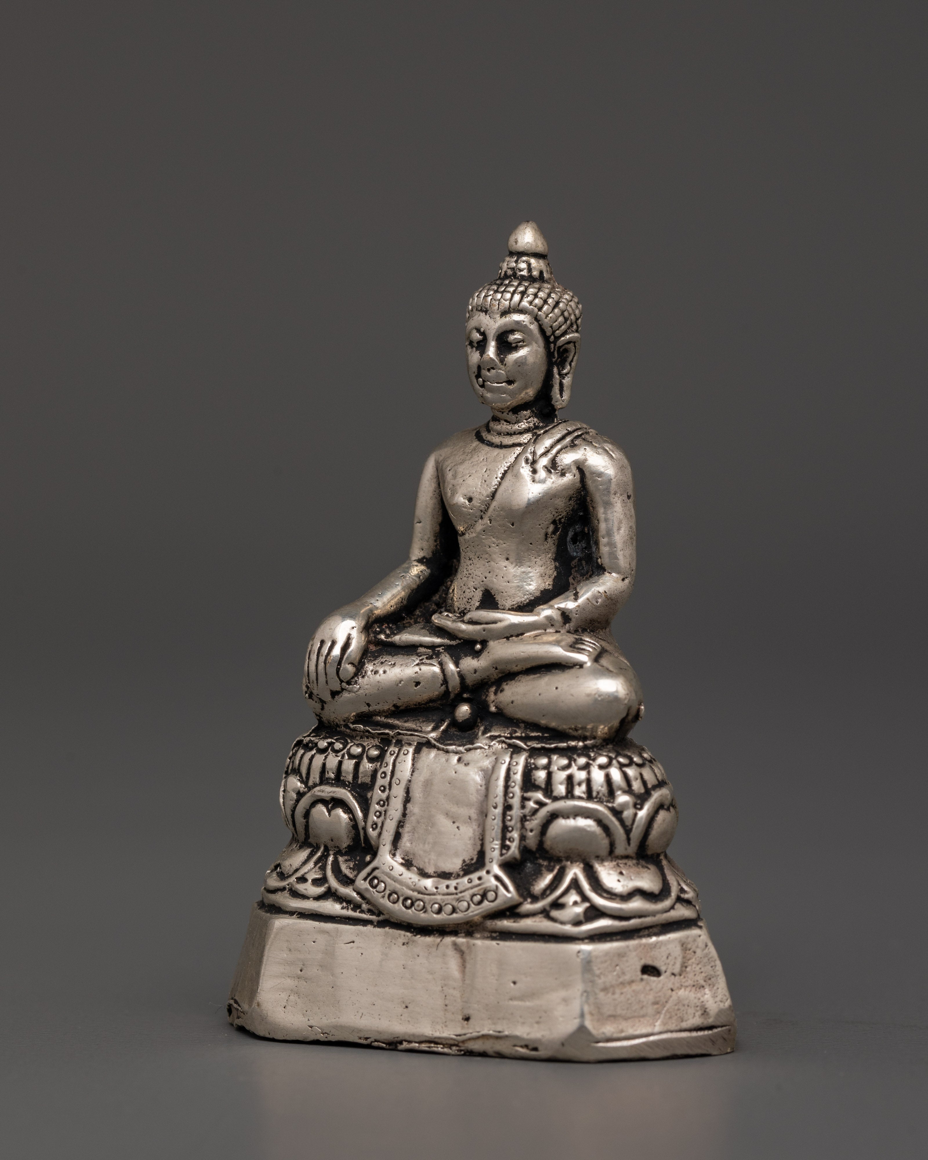 Shakyamuni Buddha for Meditation Altar | Small Buddhist Sculpture