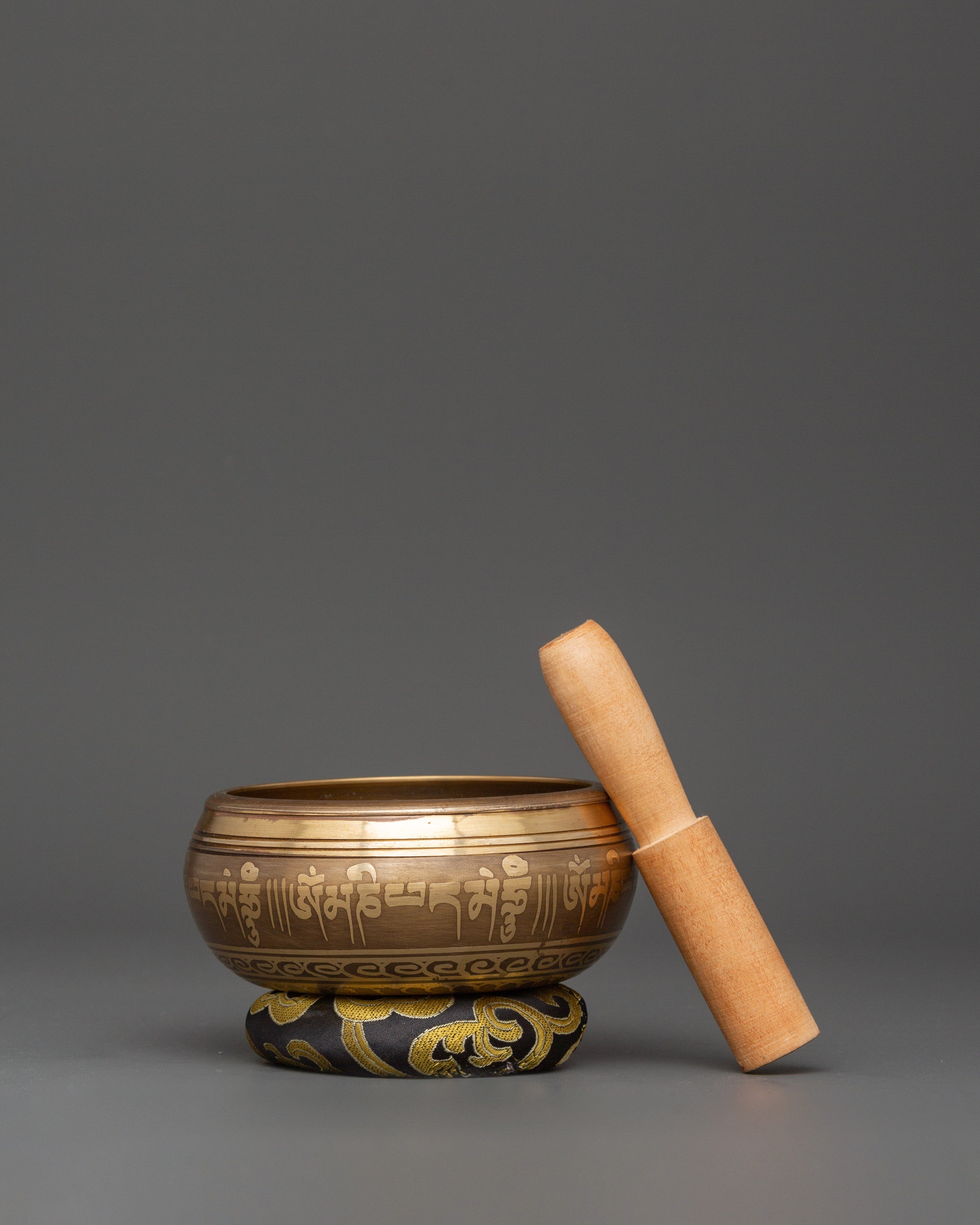 Large Tibetan Singing Bowl | Meditation Sound Bowl with Wooden Striker