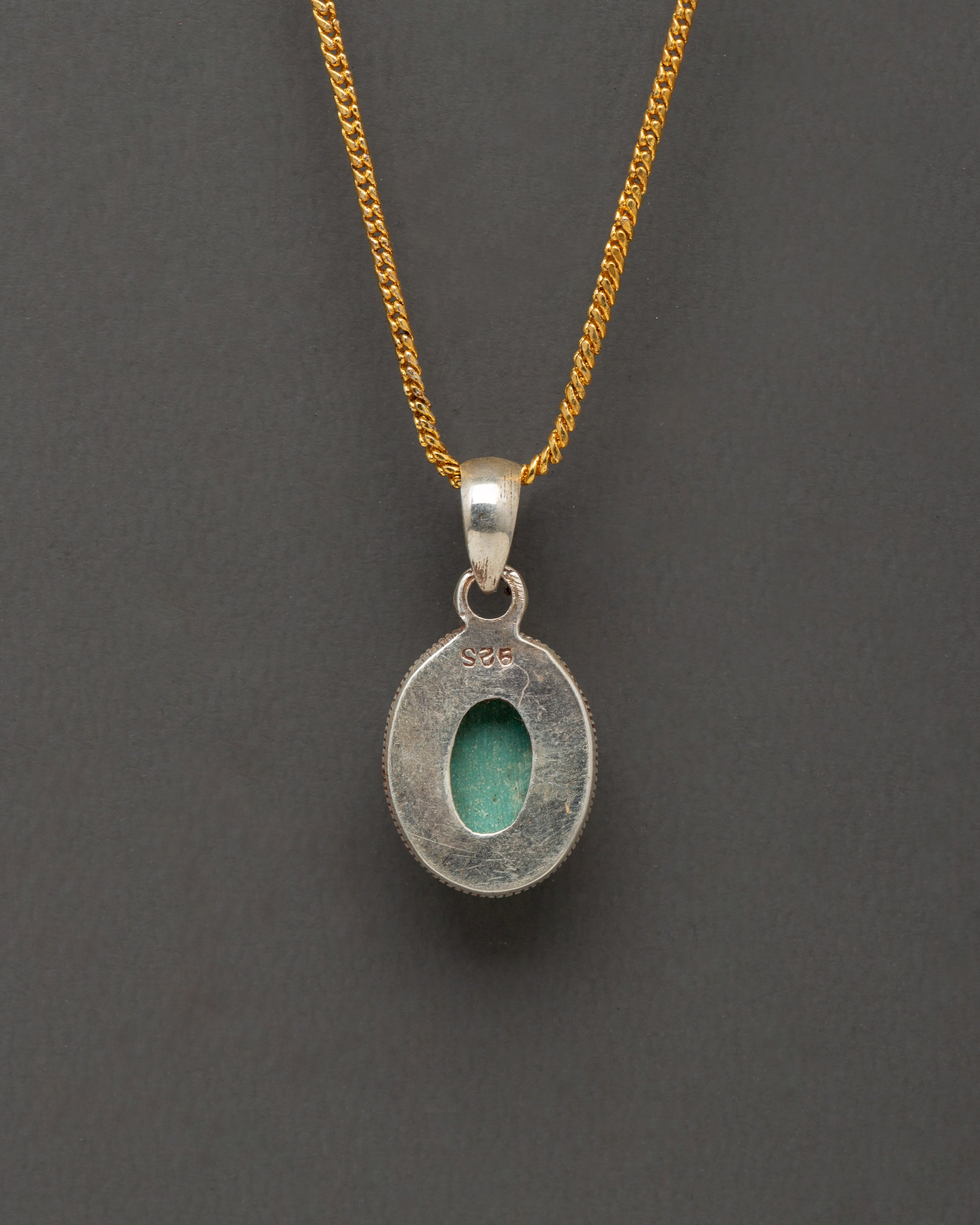 Tibetan Simple Locket | Traditional Artificial Stone Jewelry