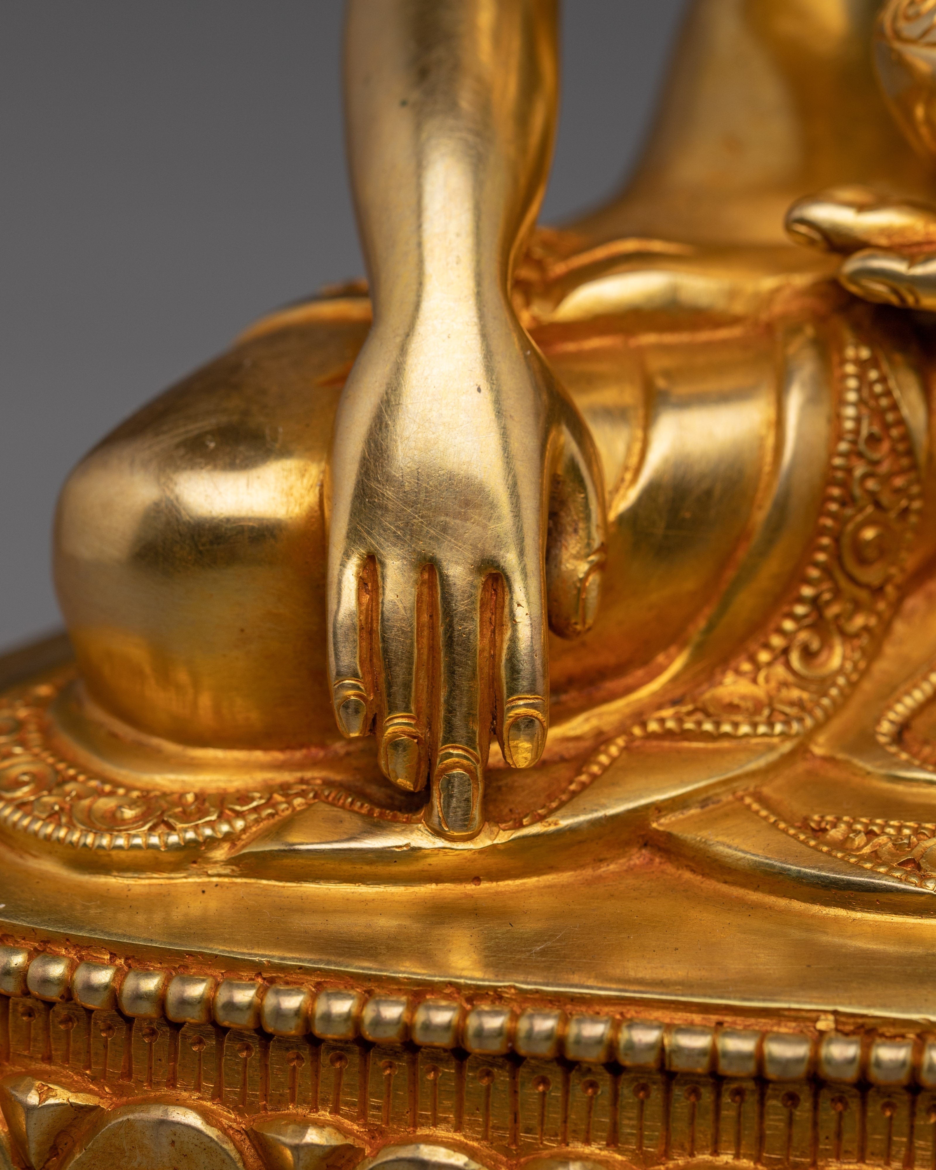 Sculpture of Shakyamuni Buddha | Buddhist Statue for Meditation
