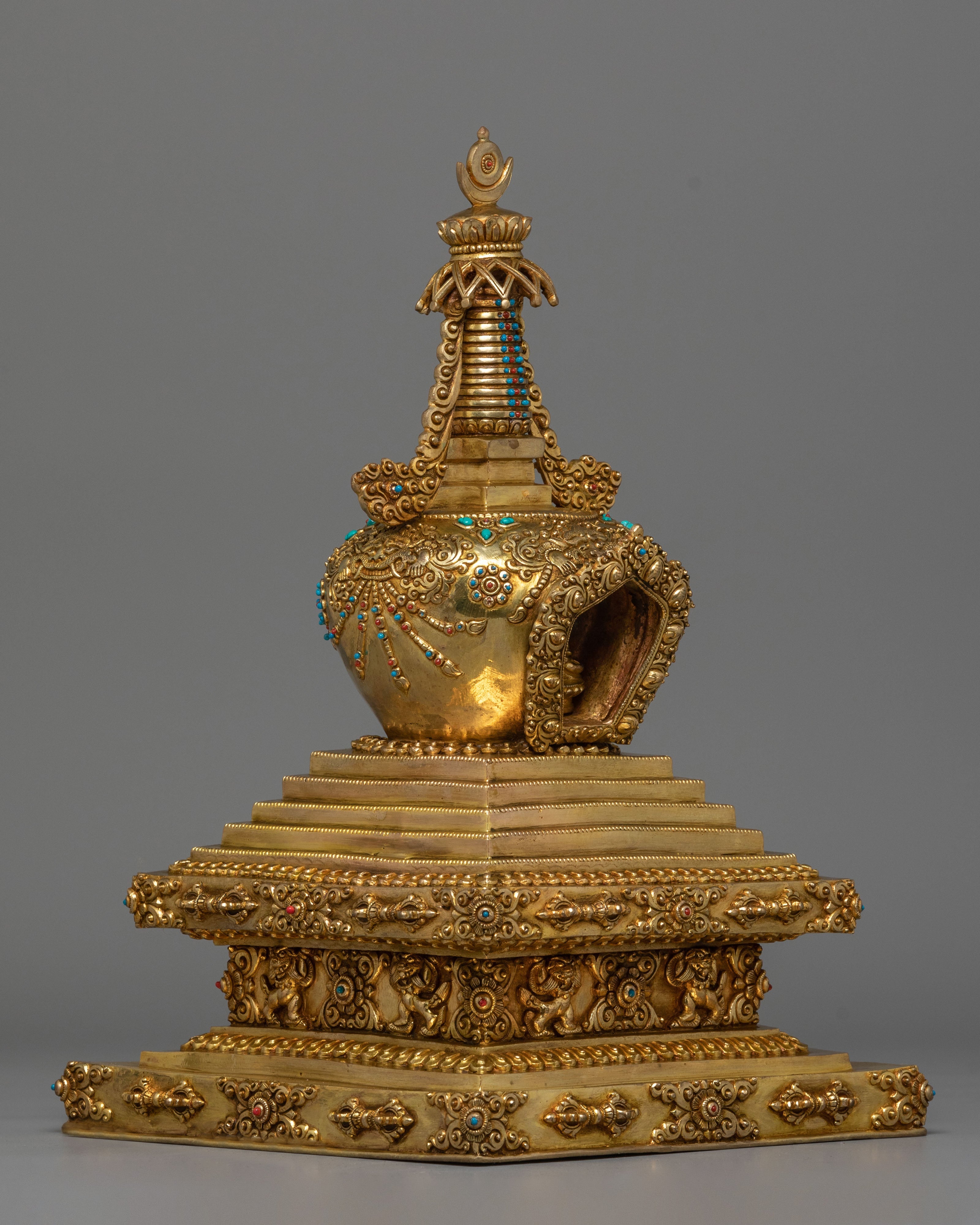 Sacred Tibetan Buddhist Stupa | Gilt Copper Meditation Shrine