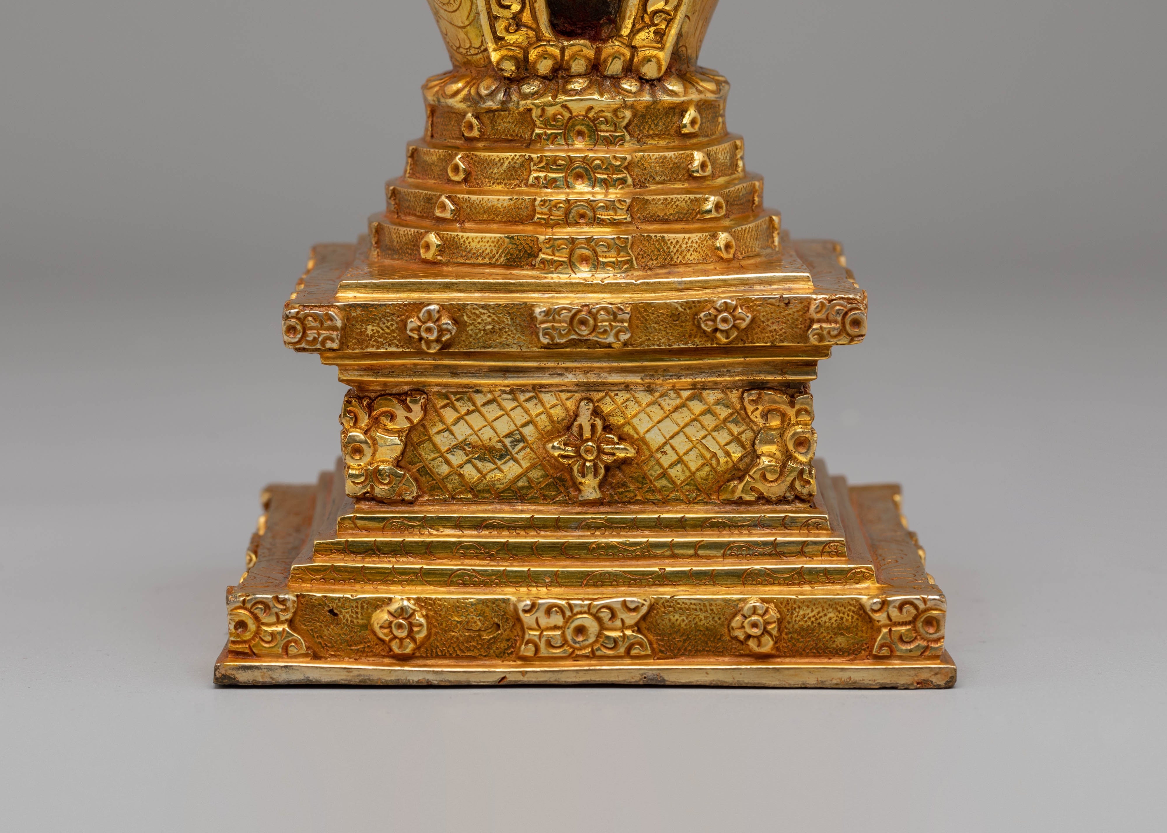 Tibetan Buddhist Stupa Decor | Symbol of Enlightenment and Peace