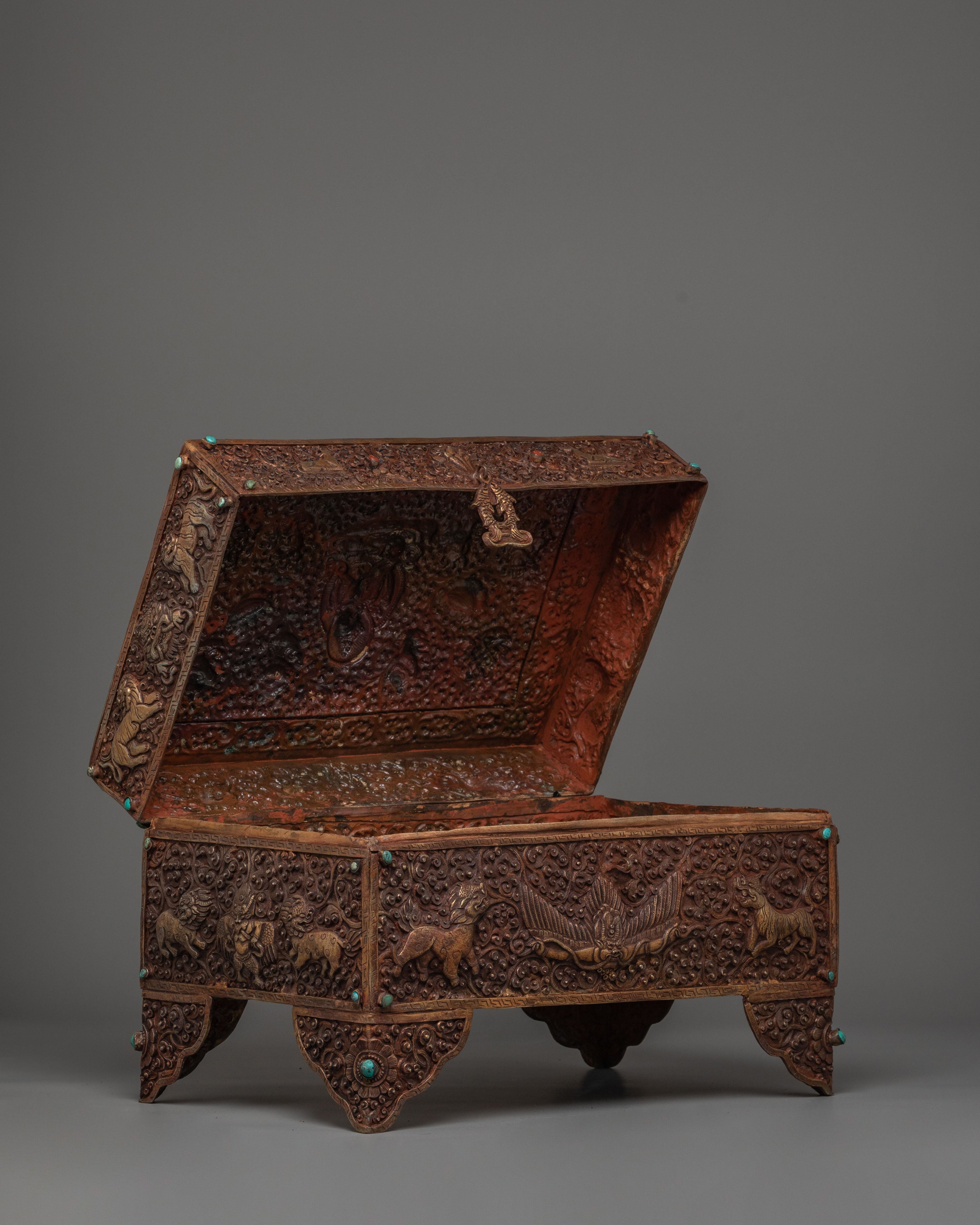 Avalokitesvara Carved Altar Box | Symbol of Wisdom