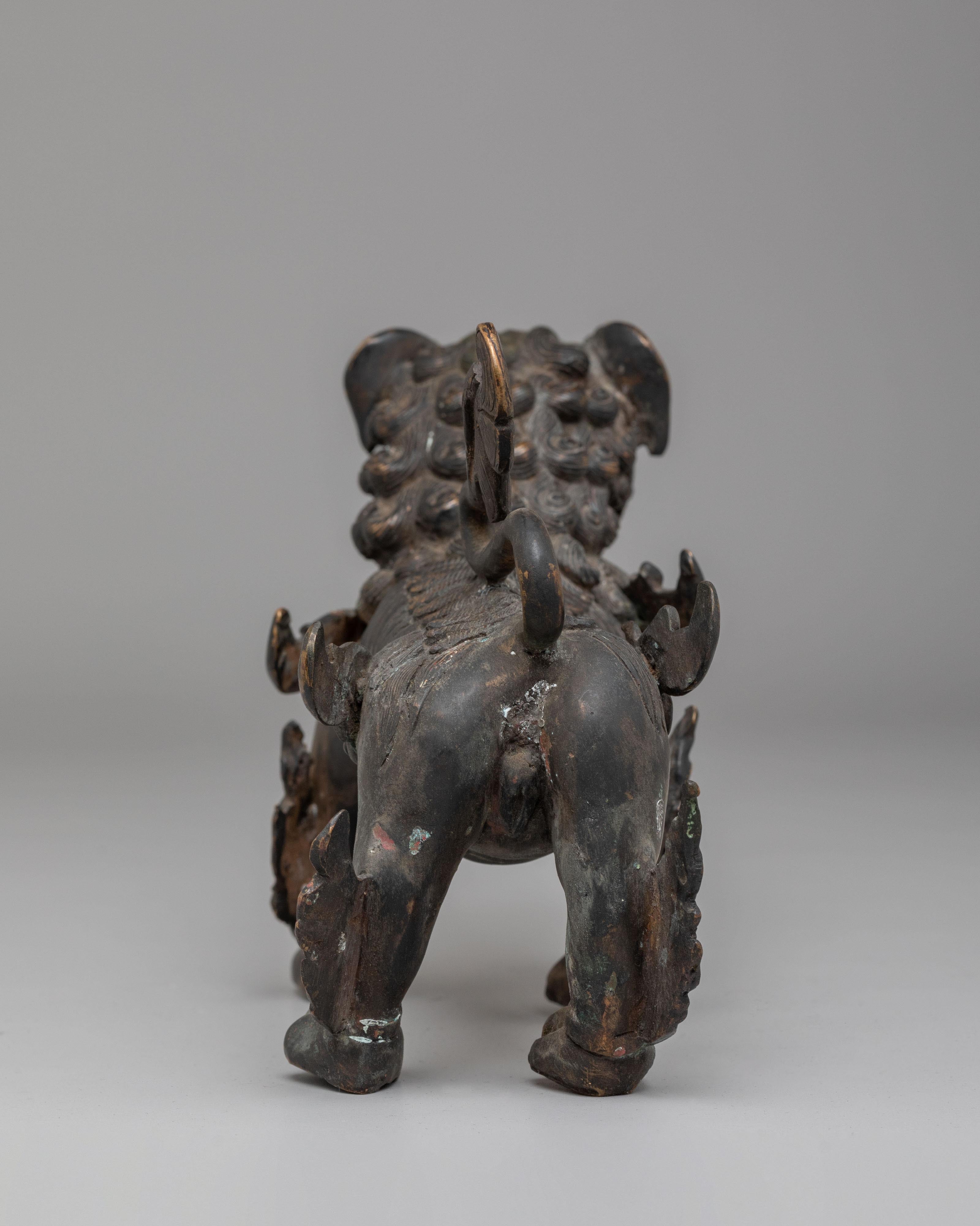 Buddhist Guardian Lion Statue Set: Symbol of Protection & Strength