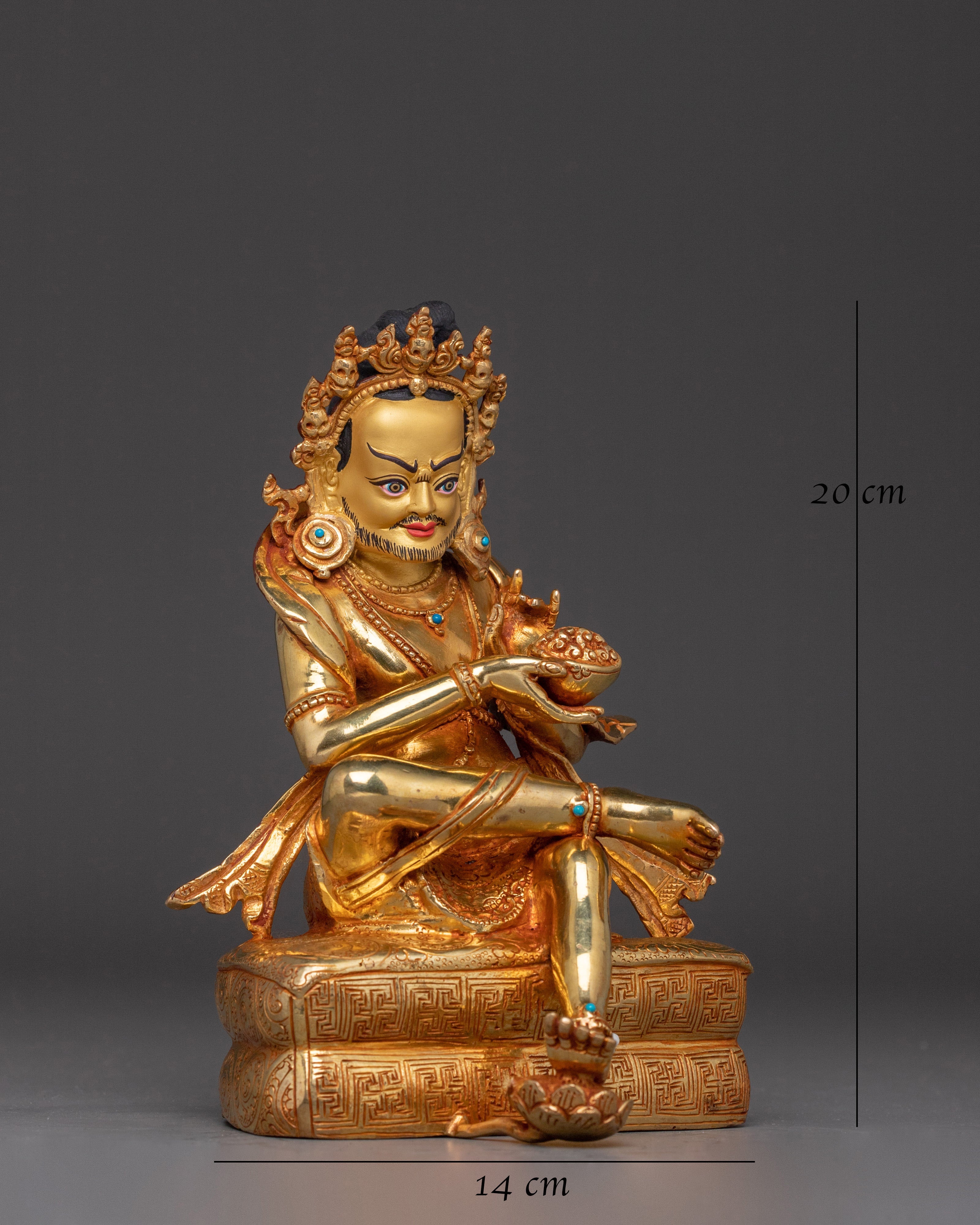 naropa-statue