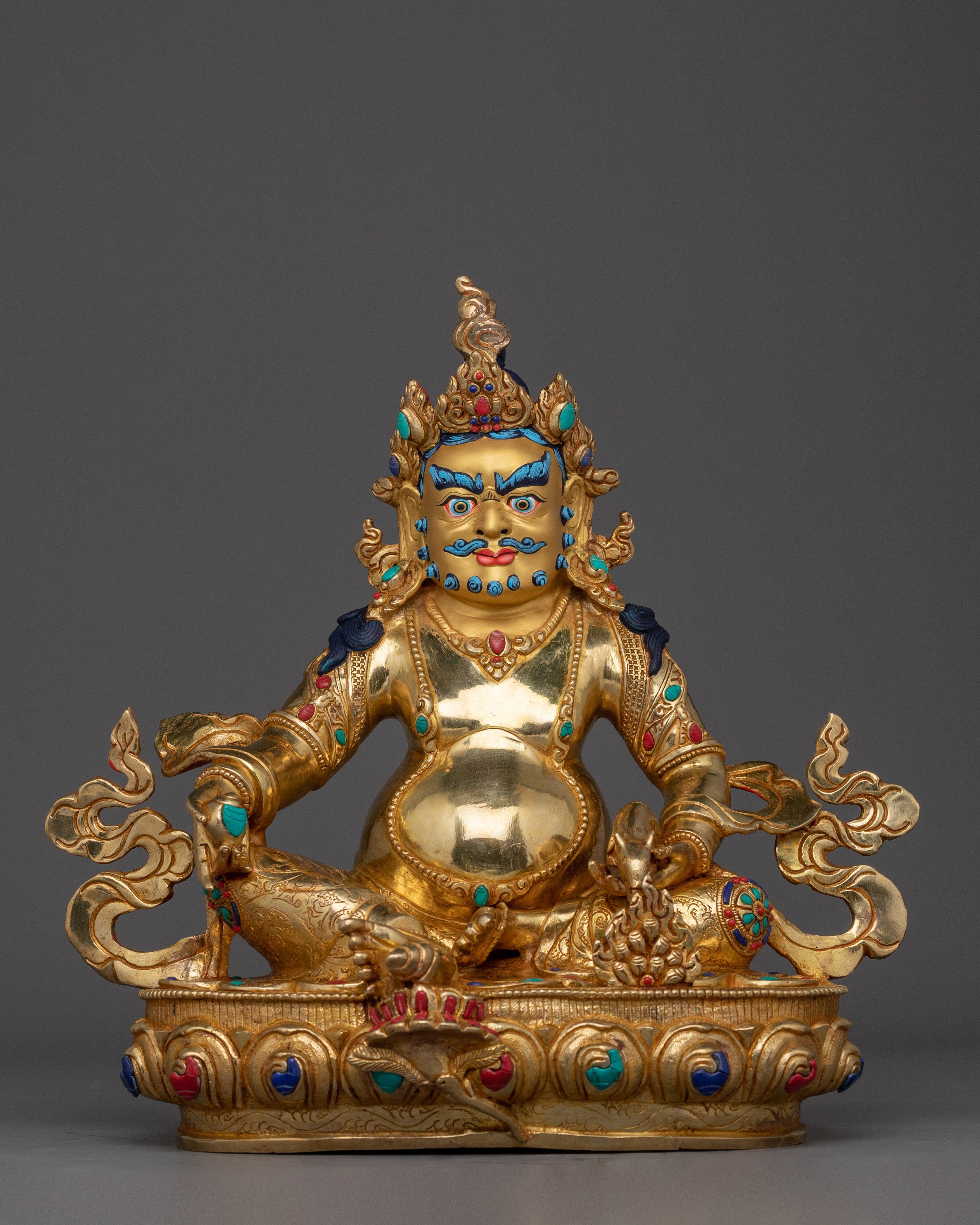 dzambhala-deity-of-wealth-statue