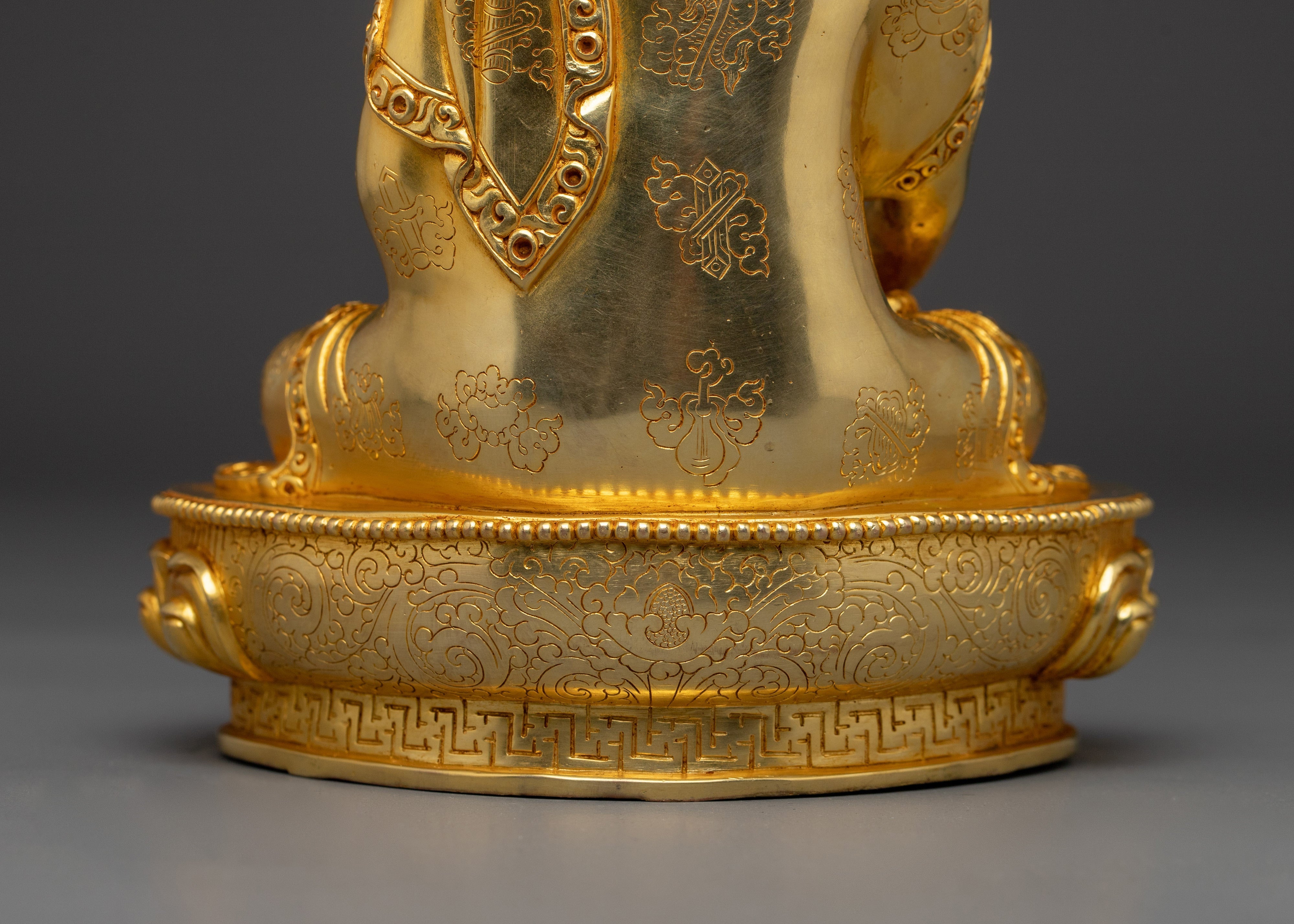 Enlightened Shakyamuni Buddha Golden Statue | The Sage of Shakyas