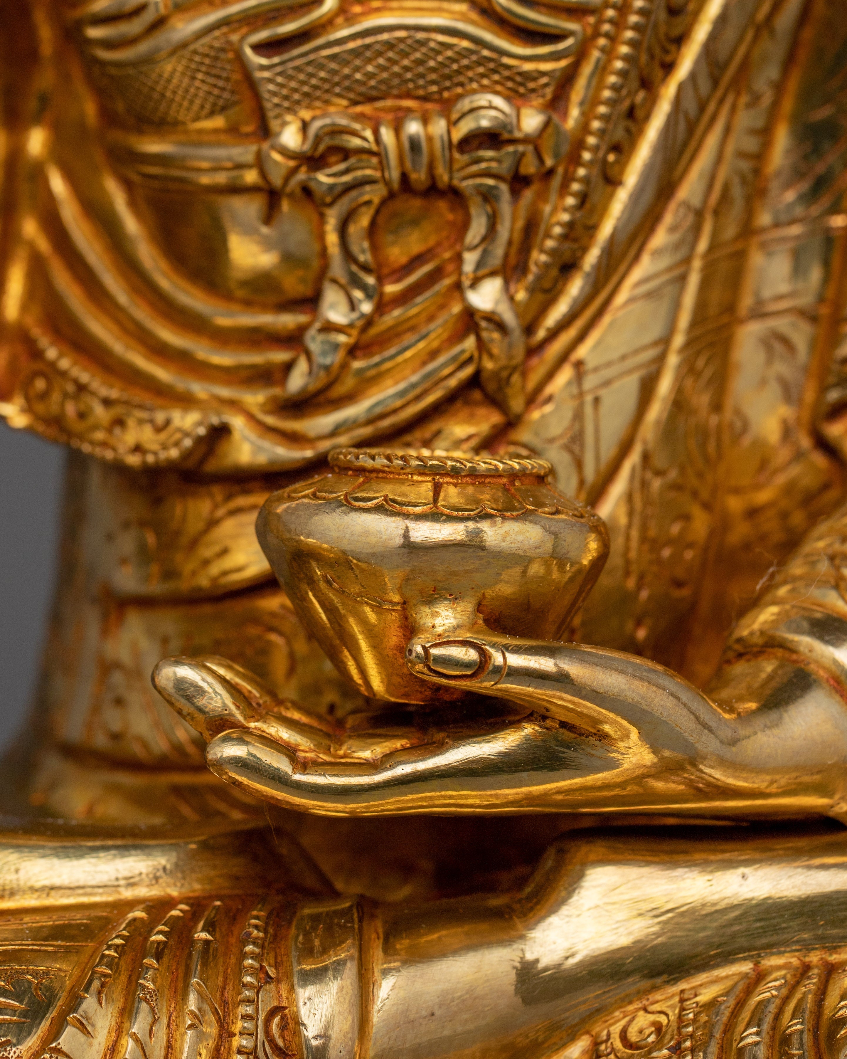 Dharma Guru Shakyamuni Buddha | Gautama Buddha - The Enlightened One