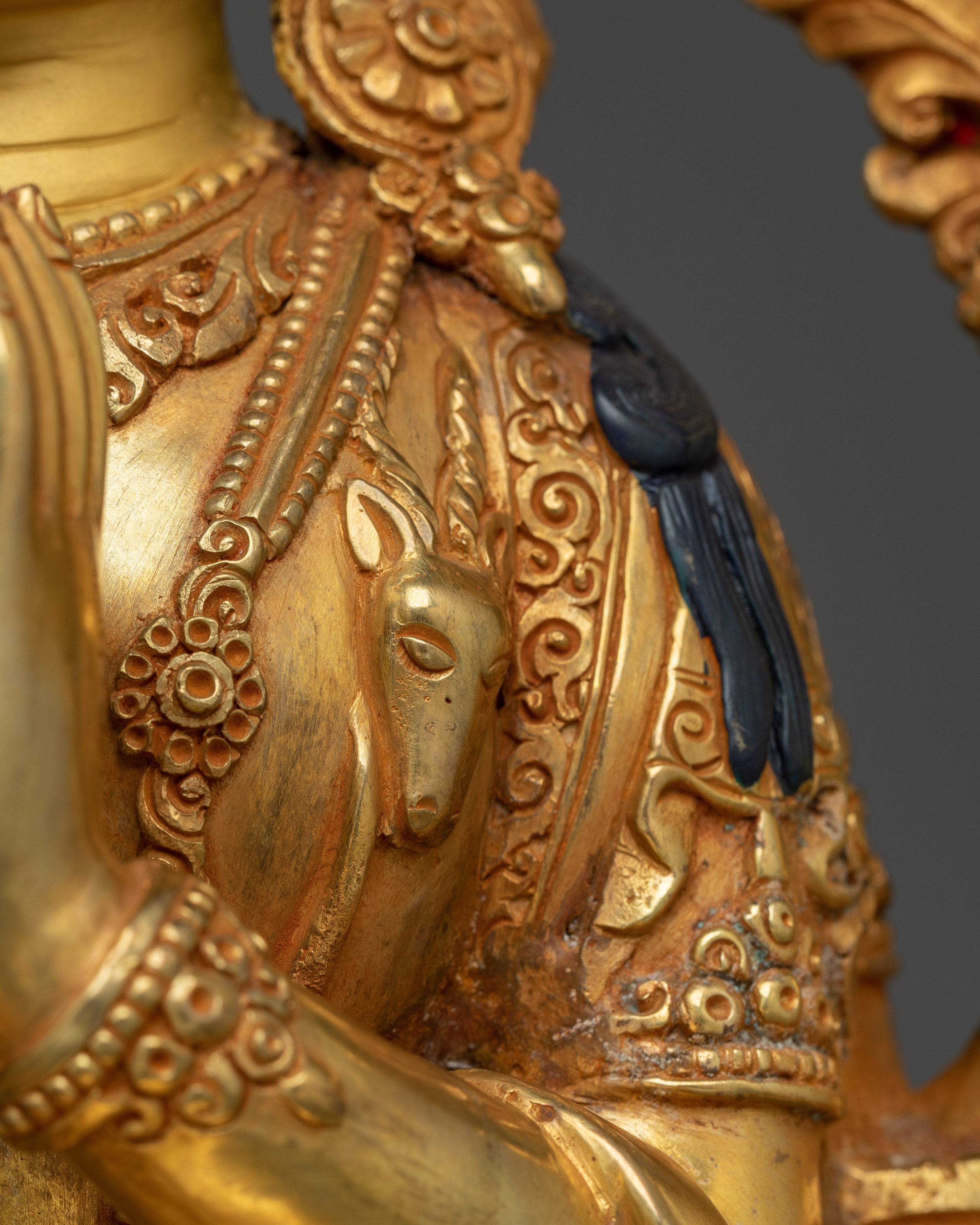 Chenrezig in Four-Armed Form | The one who looks with an unwavering eye