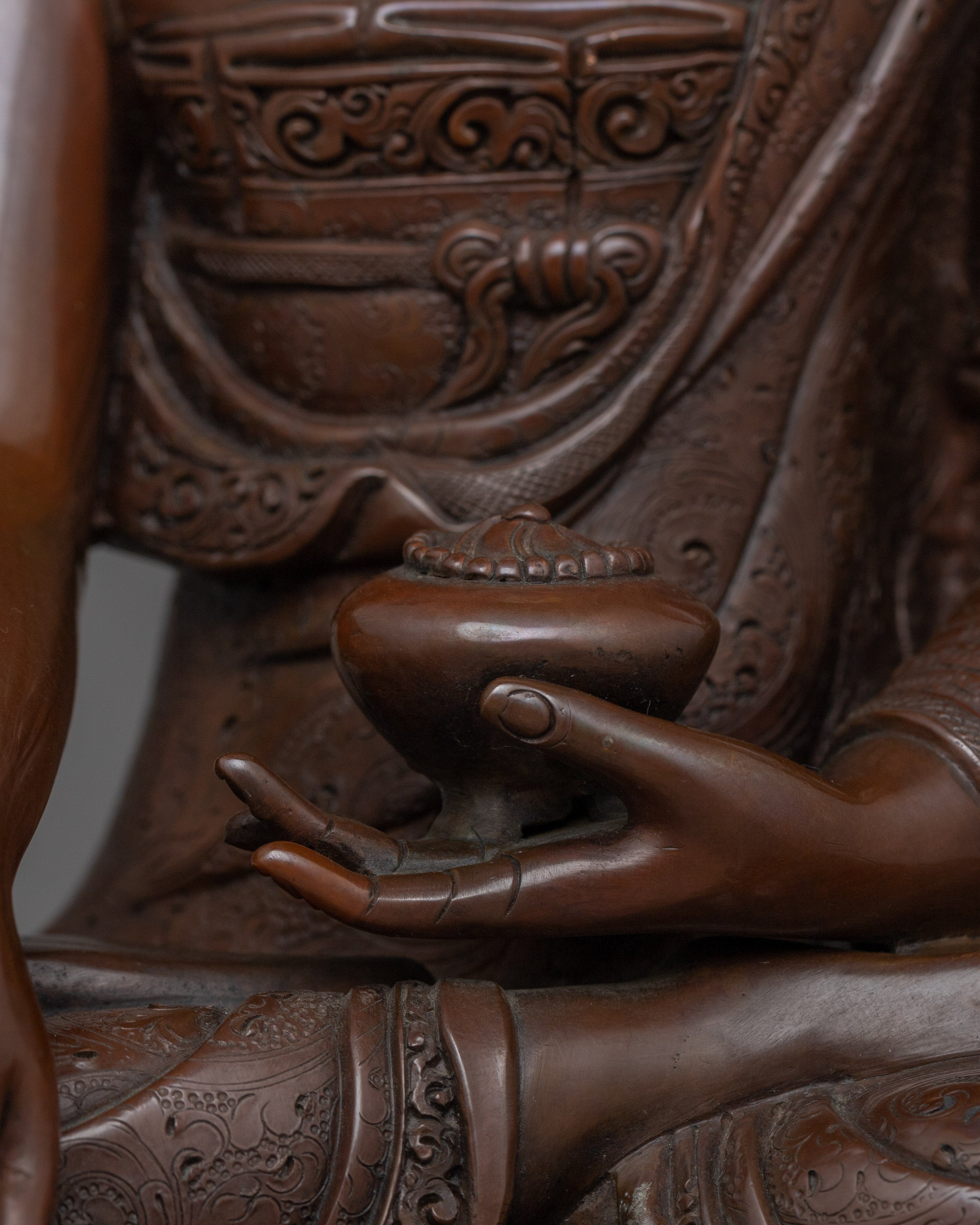 Himalayan Figurine Shakyamuni Buddha | The Enlightened One