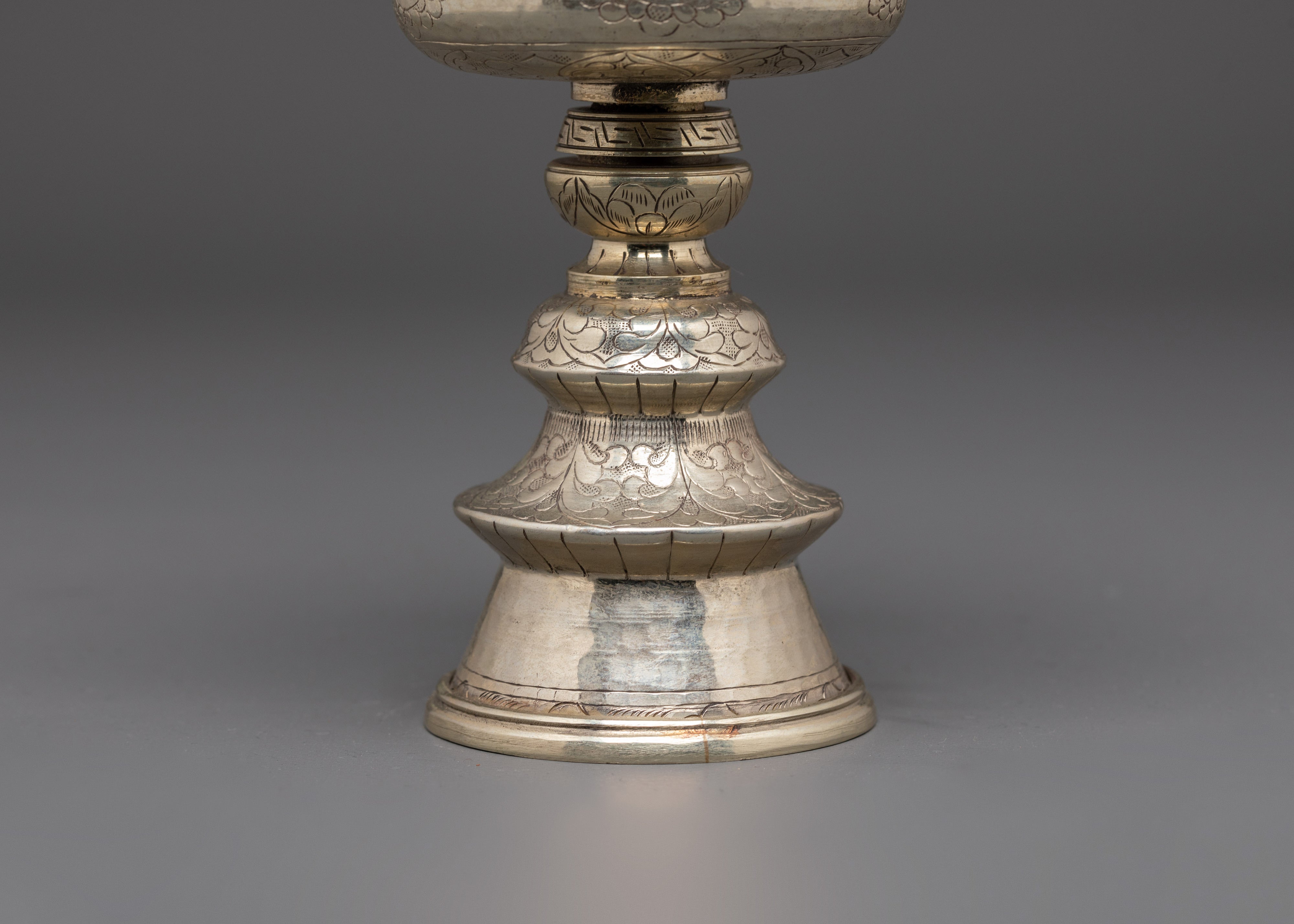 White Metal Butter Lamp | Peaceful Illumination