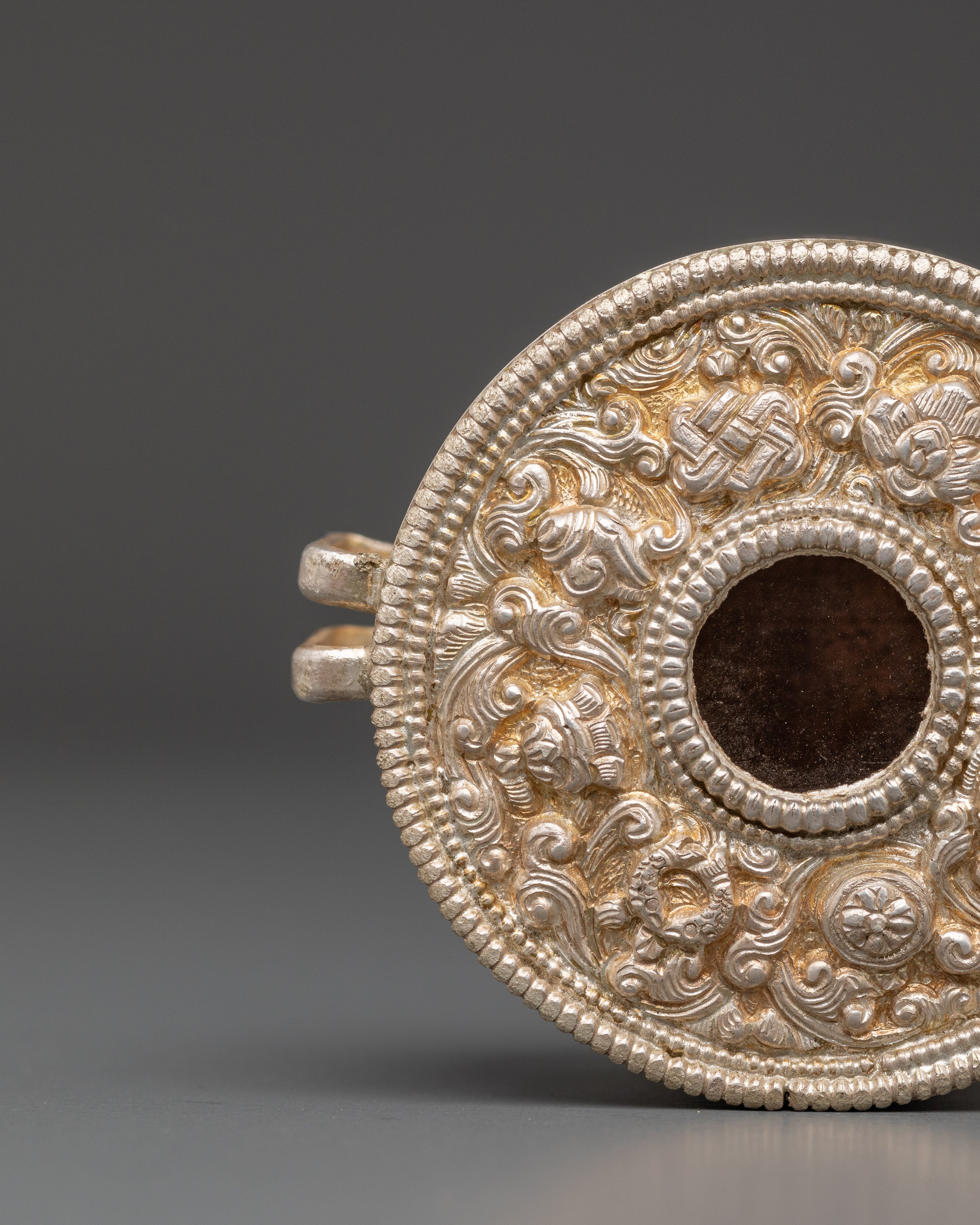 Silver Prayer Box | Handcrafted Ghau Amulet Box