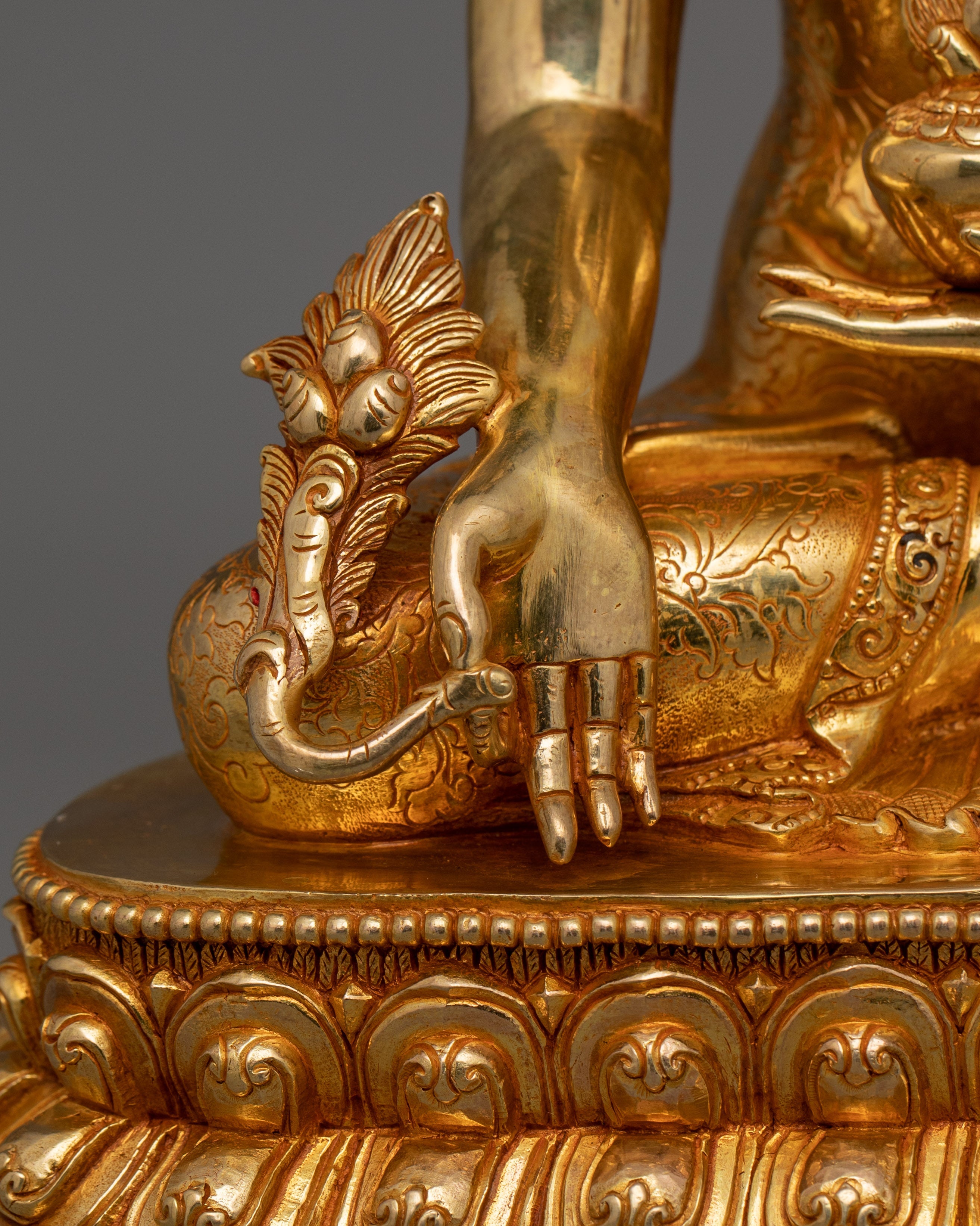 Buddhist Altar Bhaisajyaguru Healing Buddha Figurine | Medicine Buddha Statue