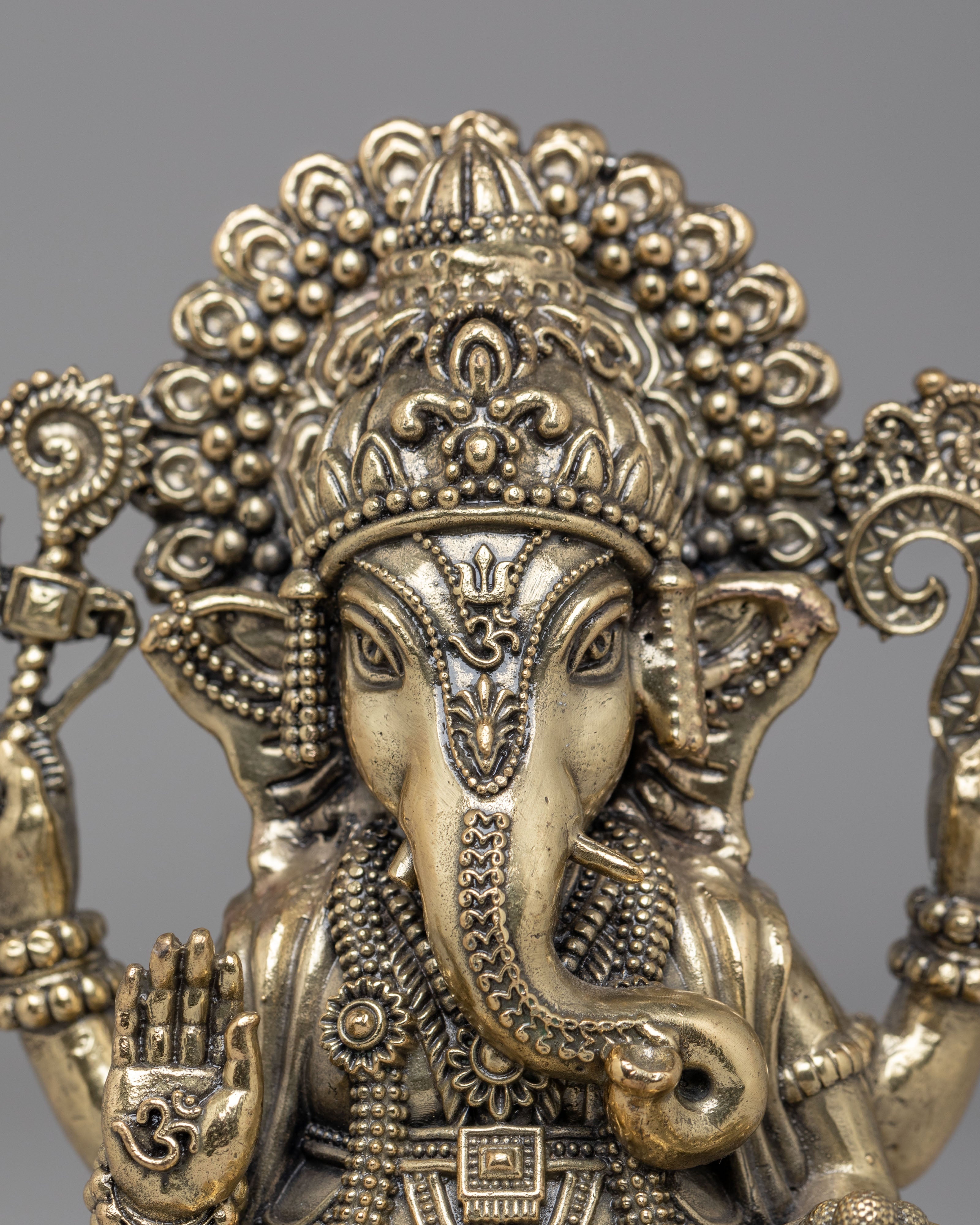 Traditional Ganesh Altar Sculpture | Copper and Bronze Hindu Deity Statue
