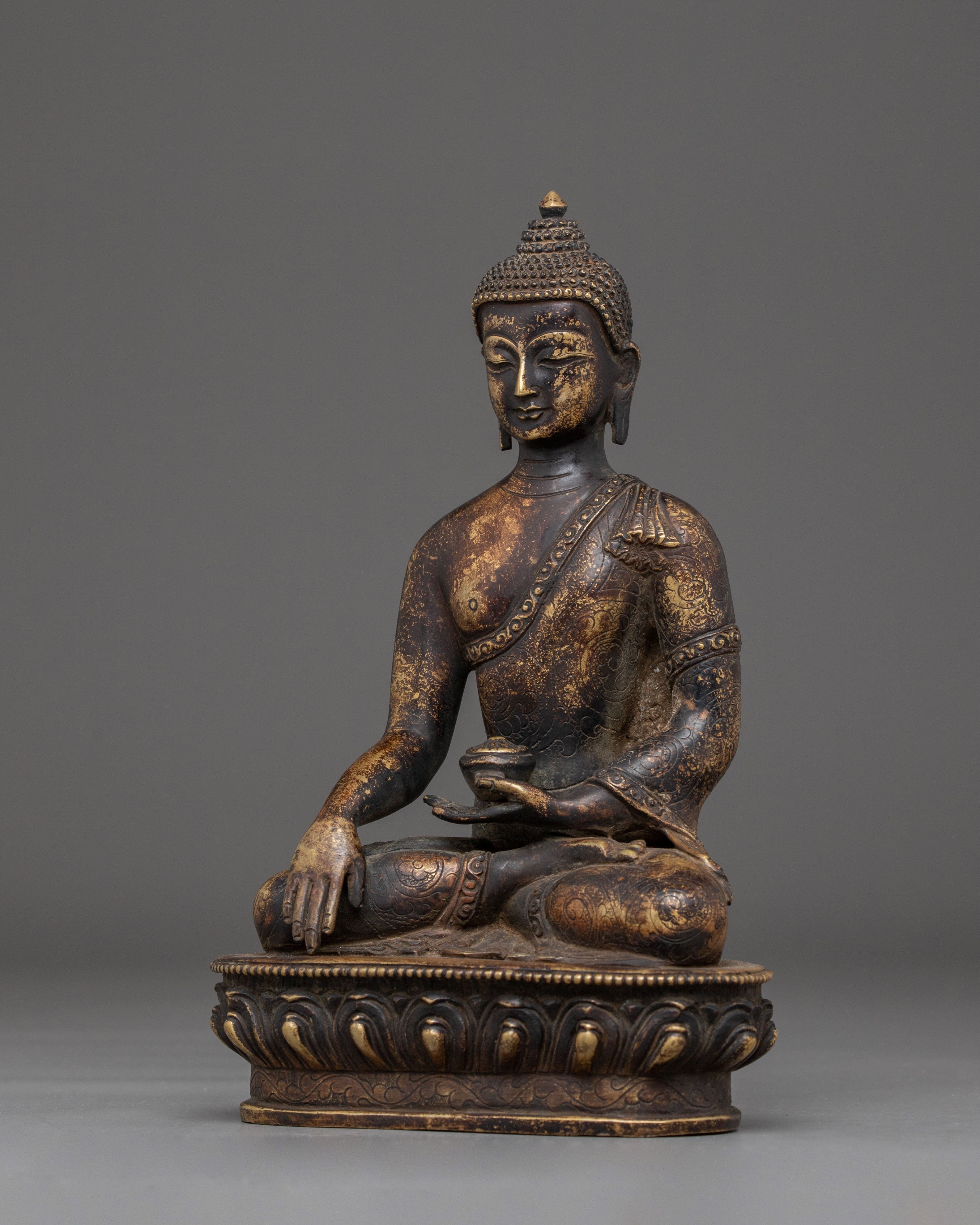 Statue of Shakyamuni Buddha of Light | The Historical Buddha