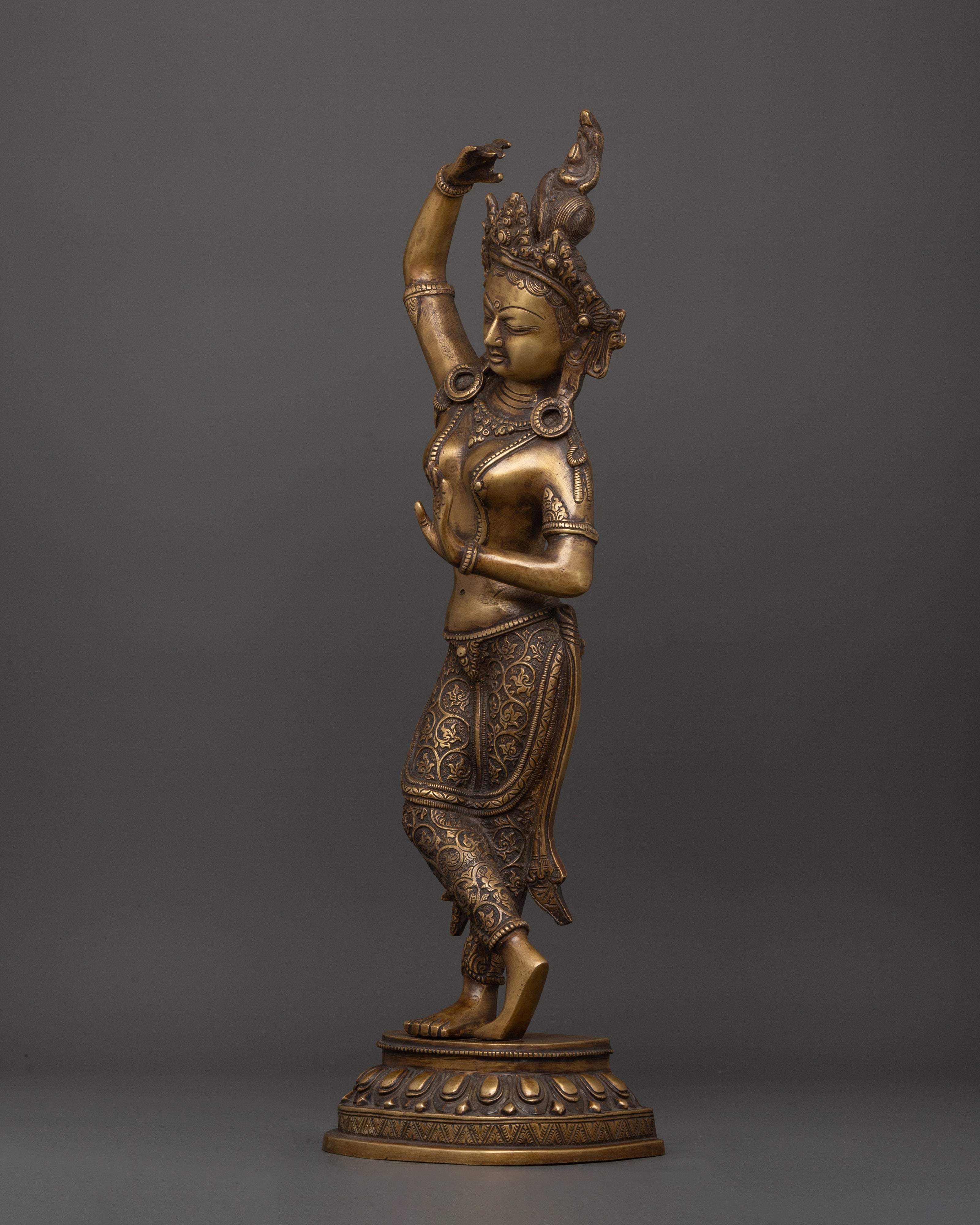 Standing Maya Devi Sculpture for Altar | Buddhist Art for Serenity
