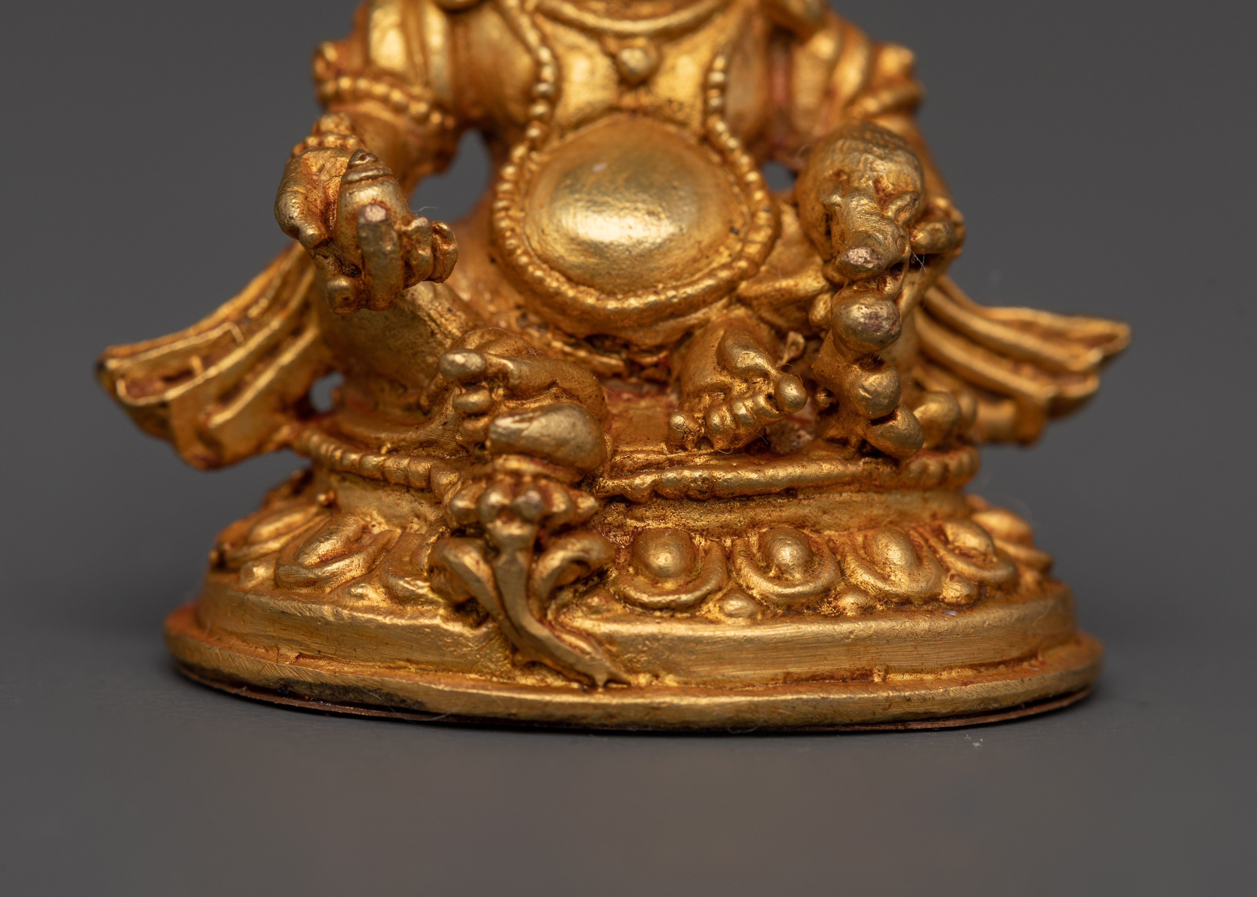 Mini Dzambhala Statue in Gold-Plated Copper | Tibetan Wealth Deity