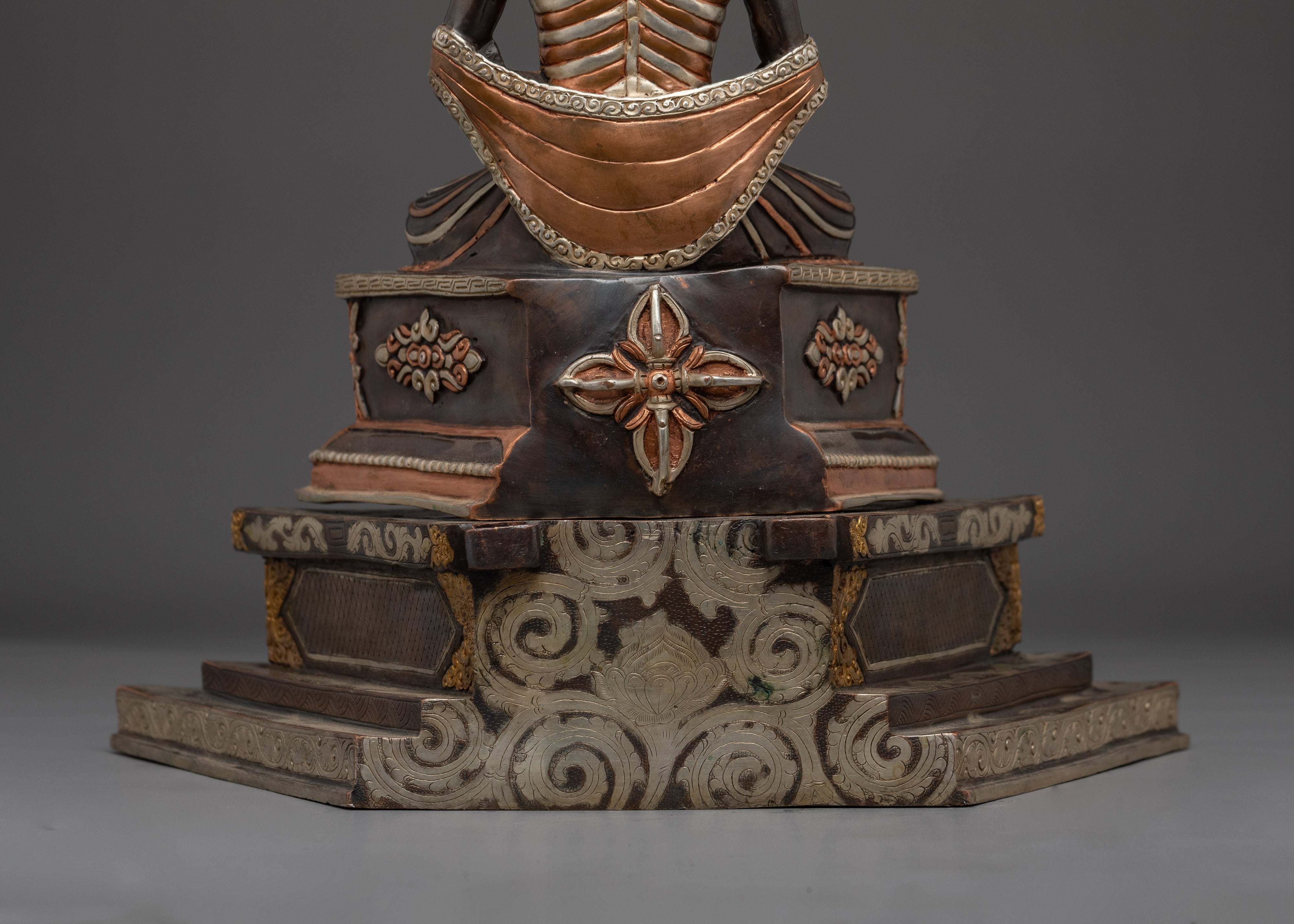 Fasting Buddha with Throne | Path to Enlightenment